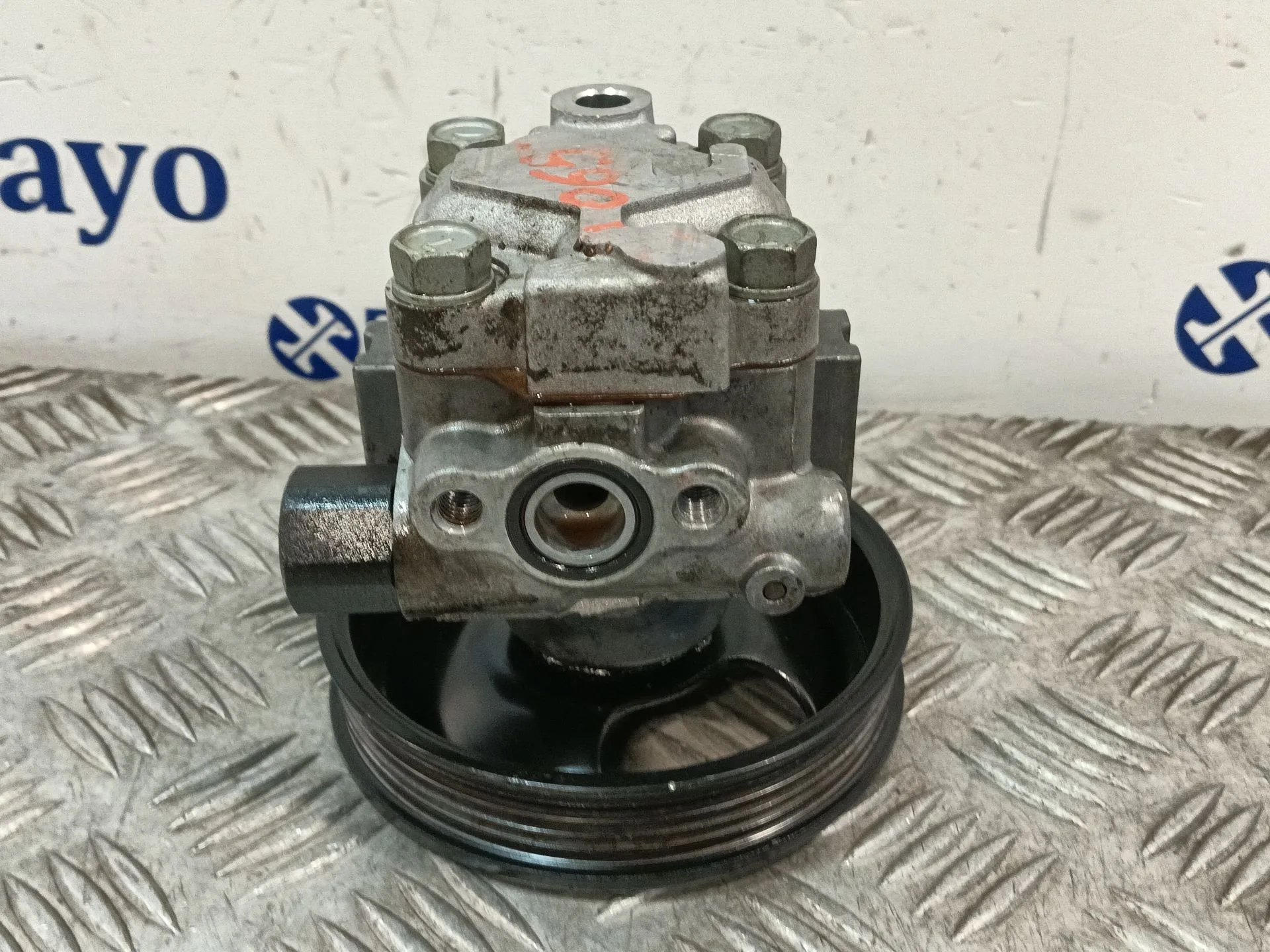 Bomba Direccion para Kia Carnival