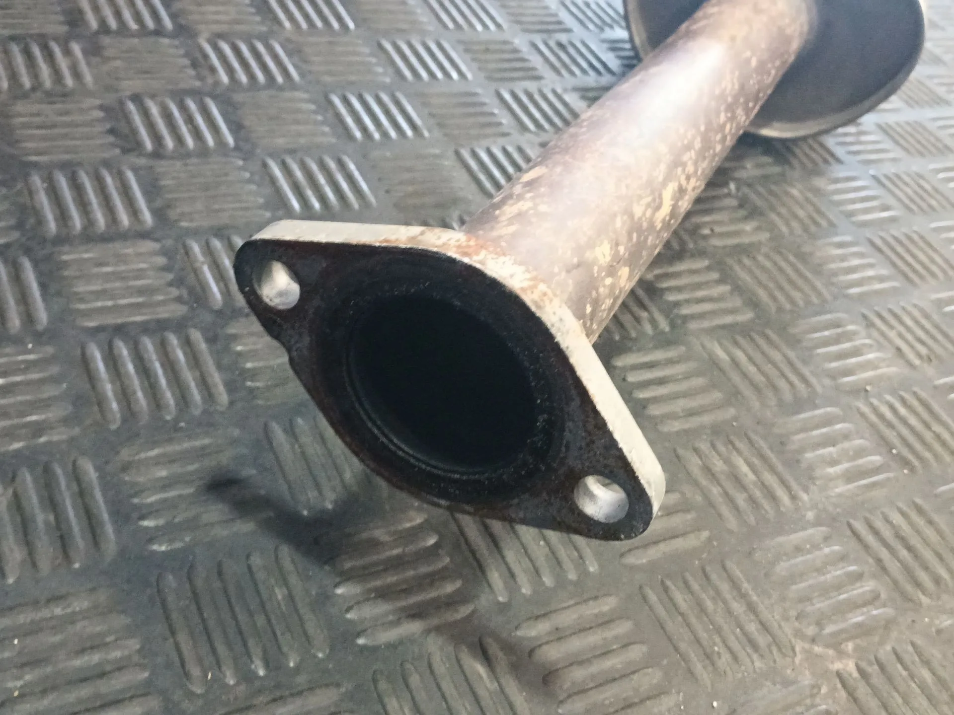Tubo Escape Central para Kia Xceed (Cd)