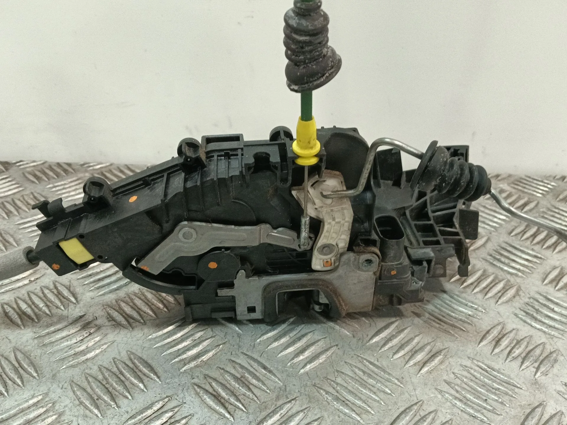 Cerradura Puerta Delantera Derecha para Mercedes-Benz Clase C (W205)