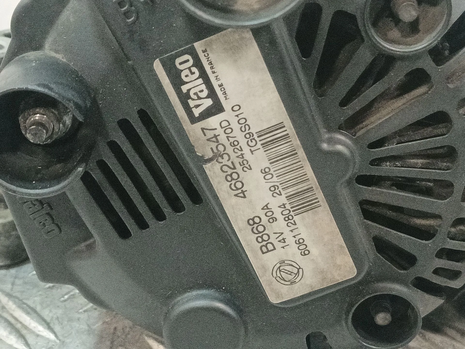 Alternador para Fiat Doblo Furgoneta/Monovolumen (223_)