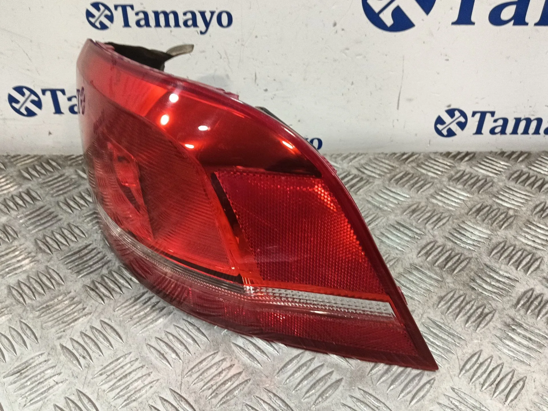Piloto Trasero Derecho para Volkswagen Passat B7 Variant (365)