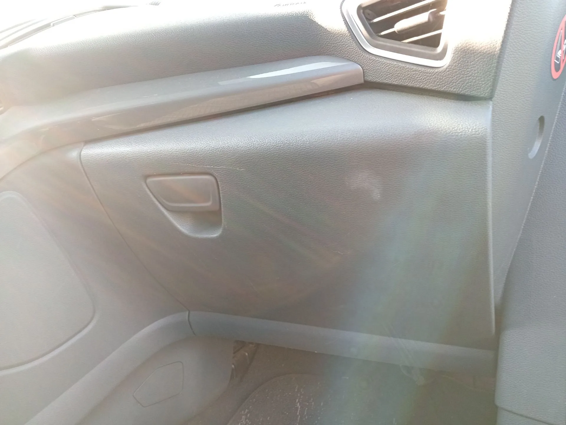 Guantera para Ford C-Max