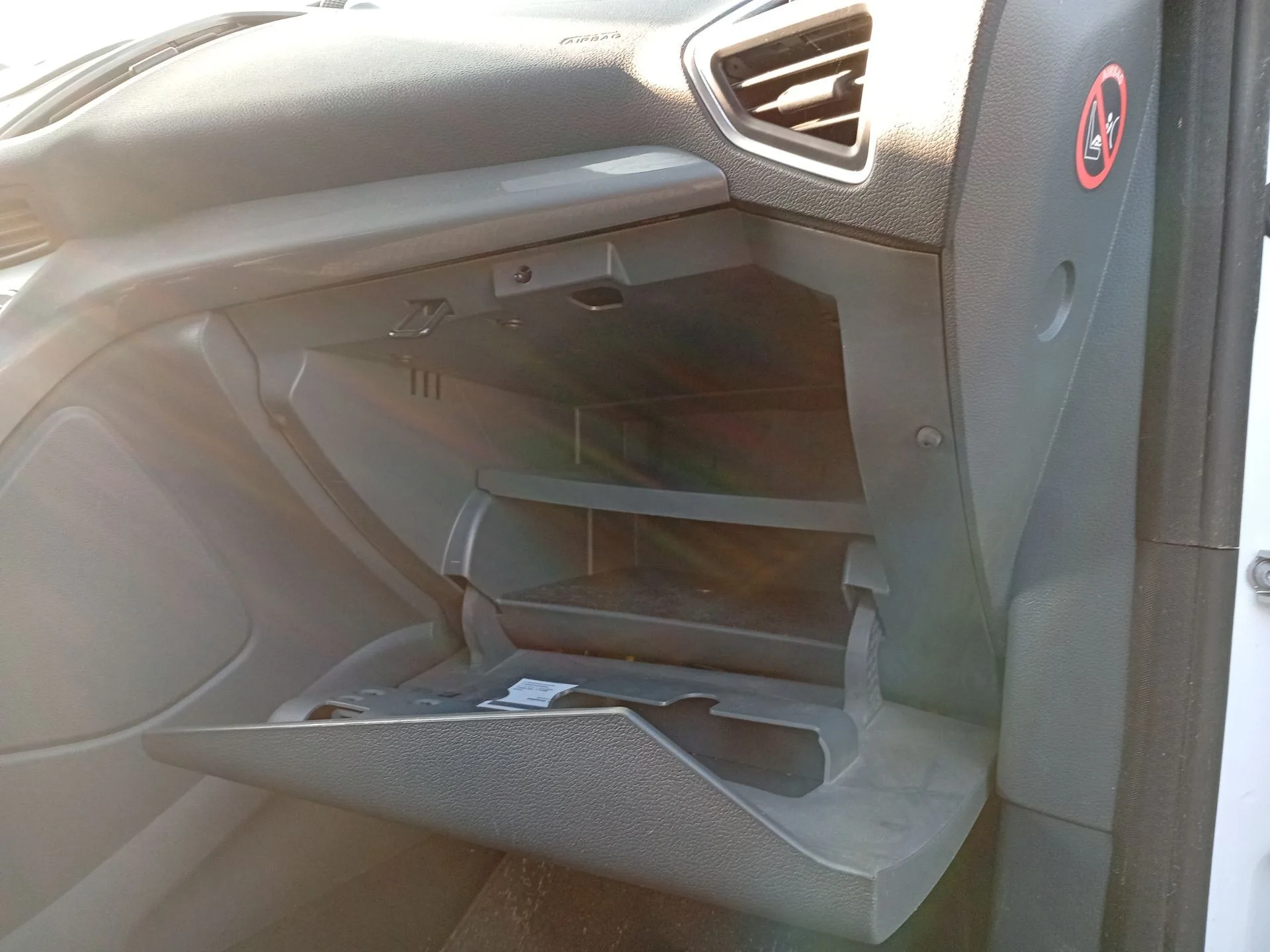 Guantera para Ford C-Max