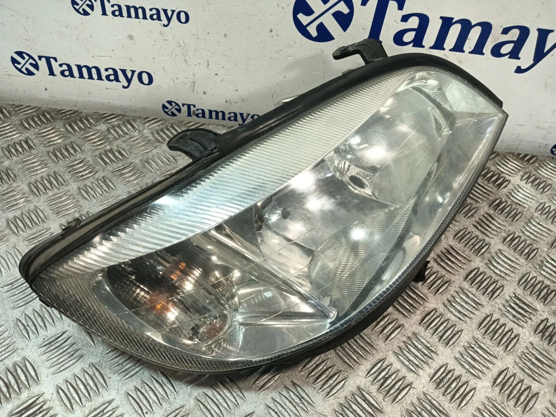 Faro Derecho para Opel Zafira A Monospace (T98)