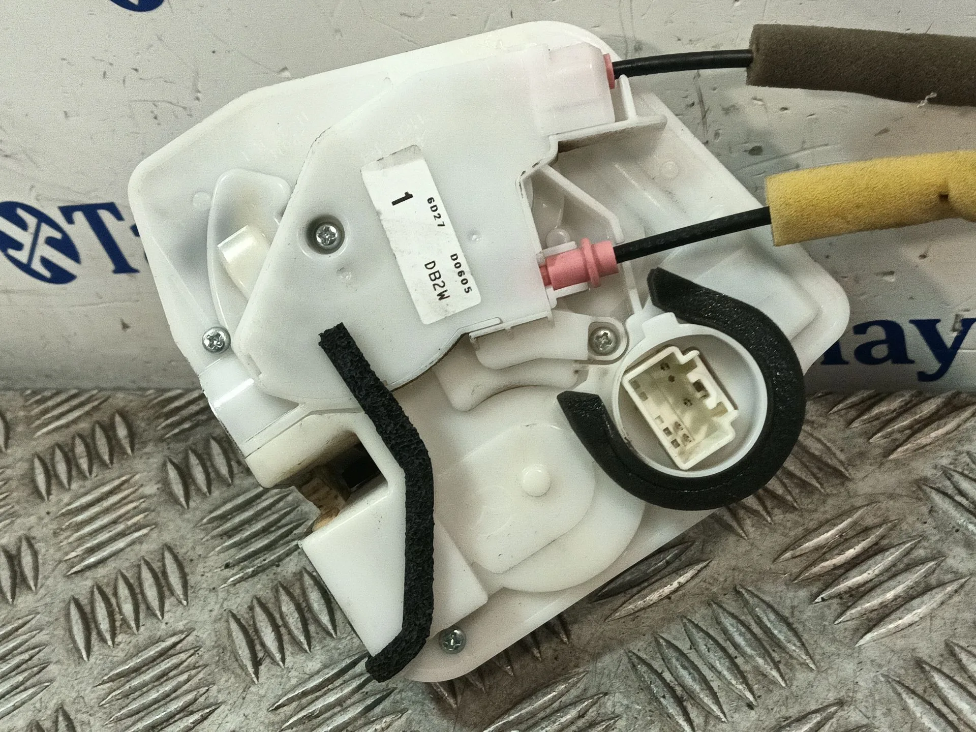 Cerradura Puerta Delantera Derecha para Mazda Cx-3 (Dk)