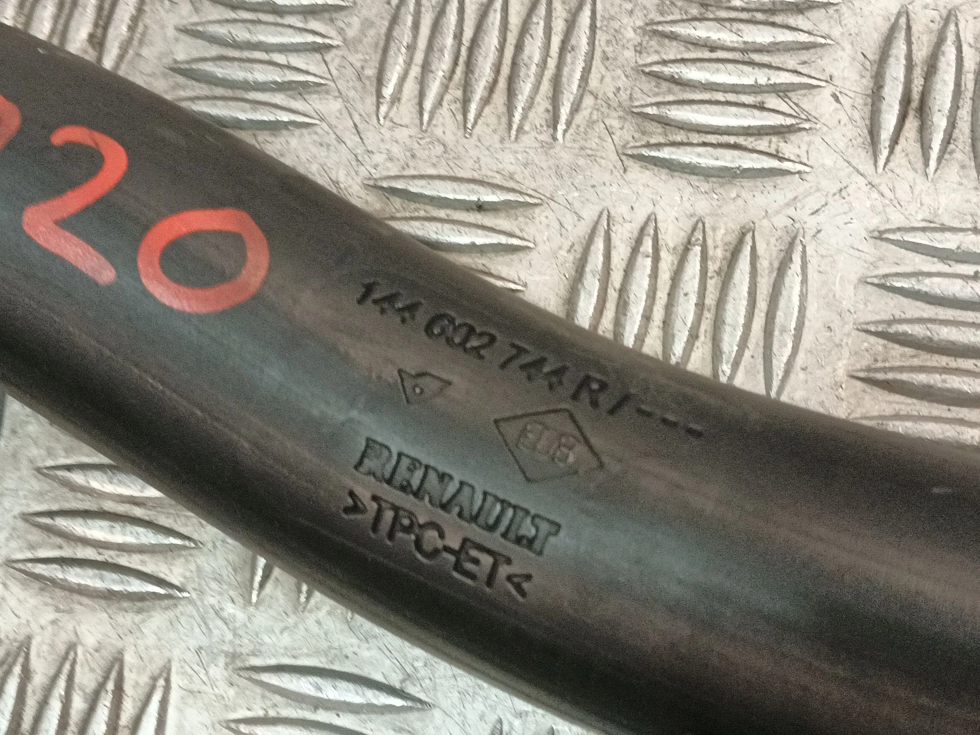 Tubo para Renault Megane Iv Hatchback (B9A/M/N_)