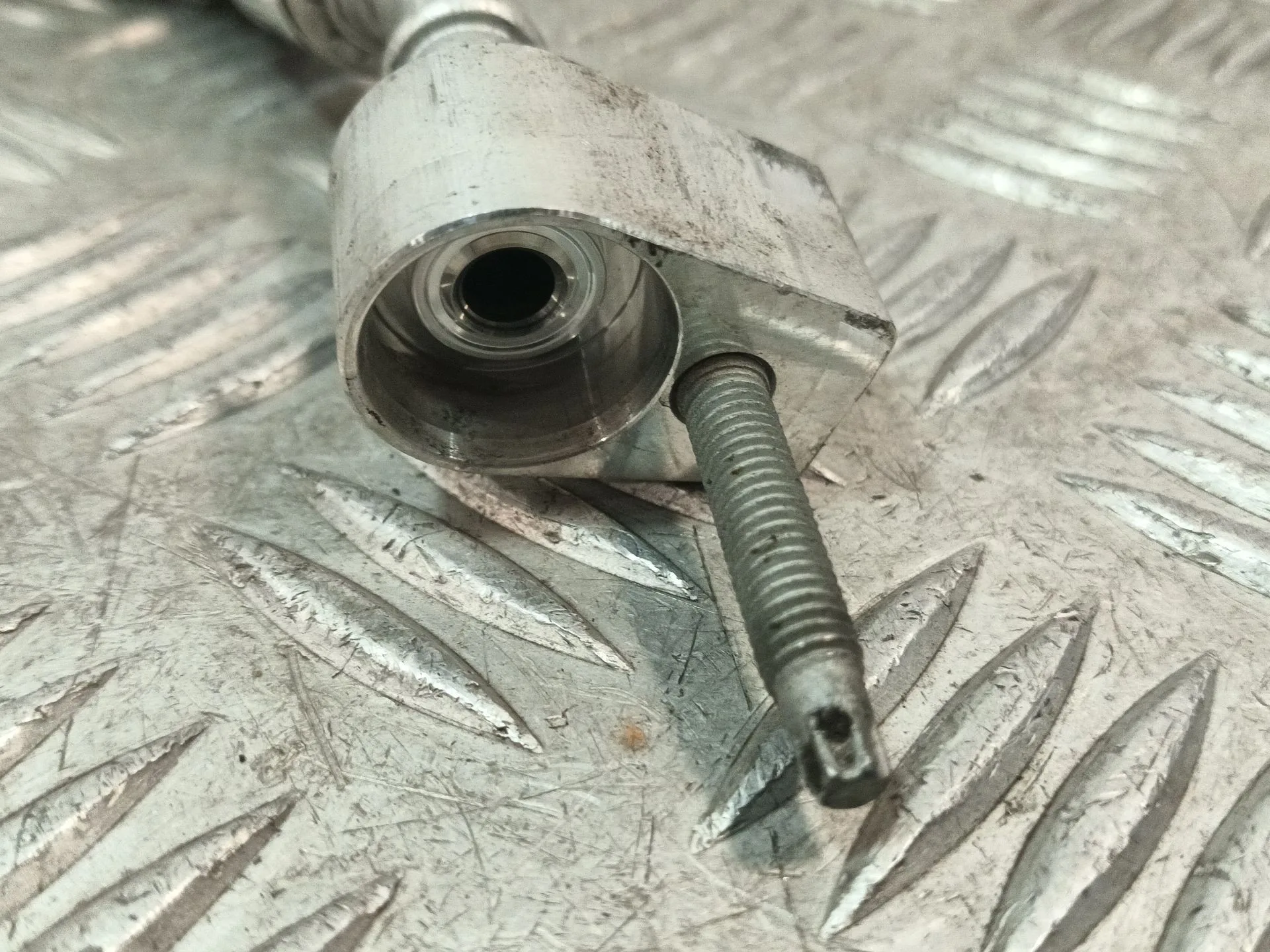 Tubos Aire Acondicionado para Ford Puma (J2K, Cf7)