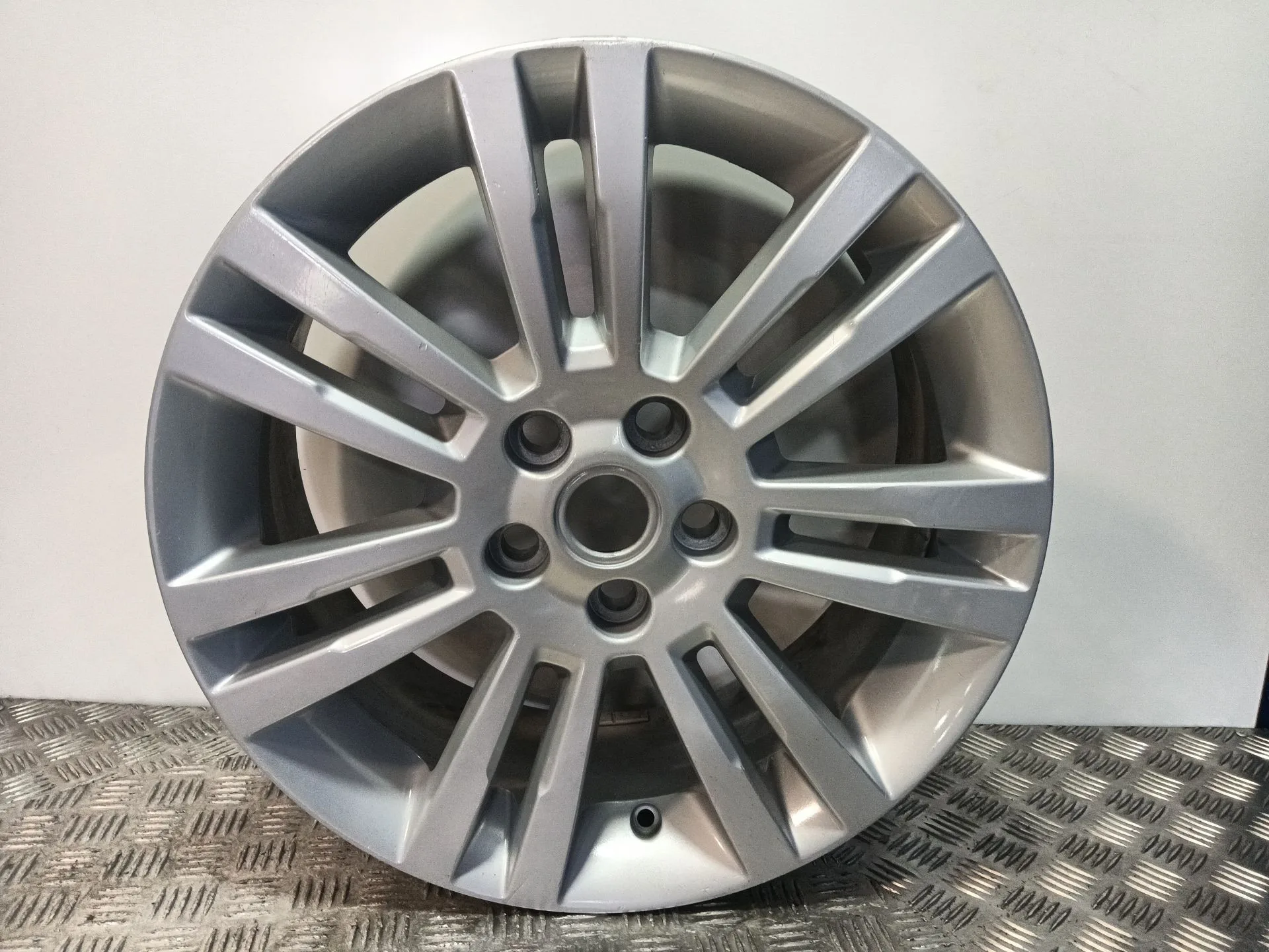 Llanta para Land Rover Discovery Iv (L319)