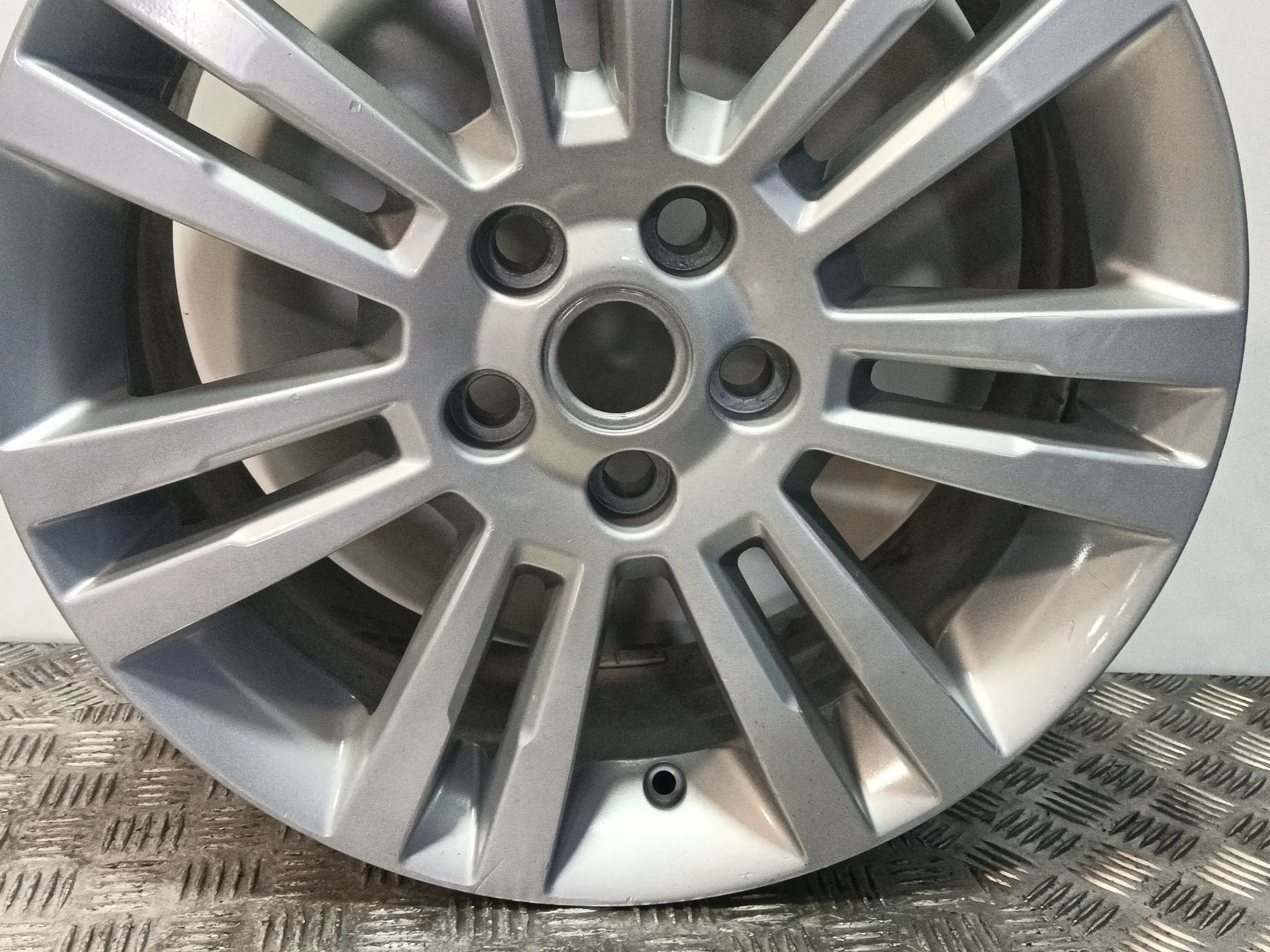 Llanta para Land Rover Discovery Iv (L319)