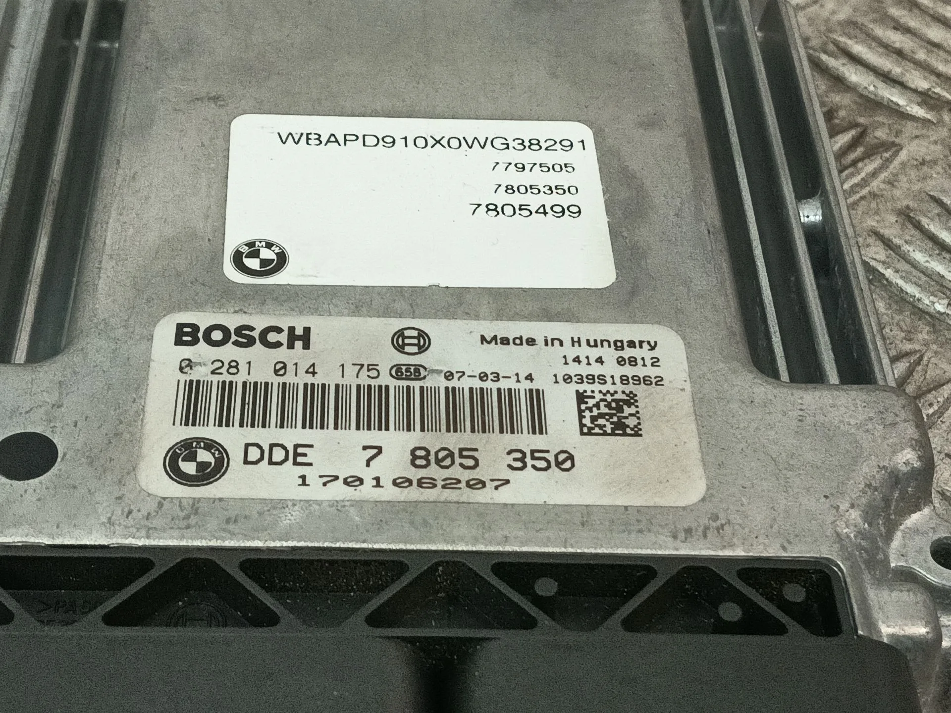 Centralita Motor Uce para Bmw X3 (E83)