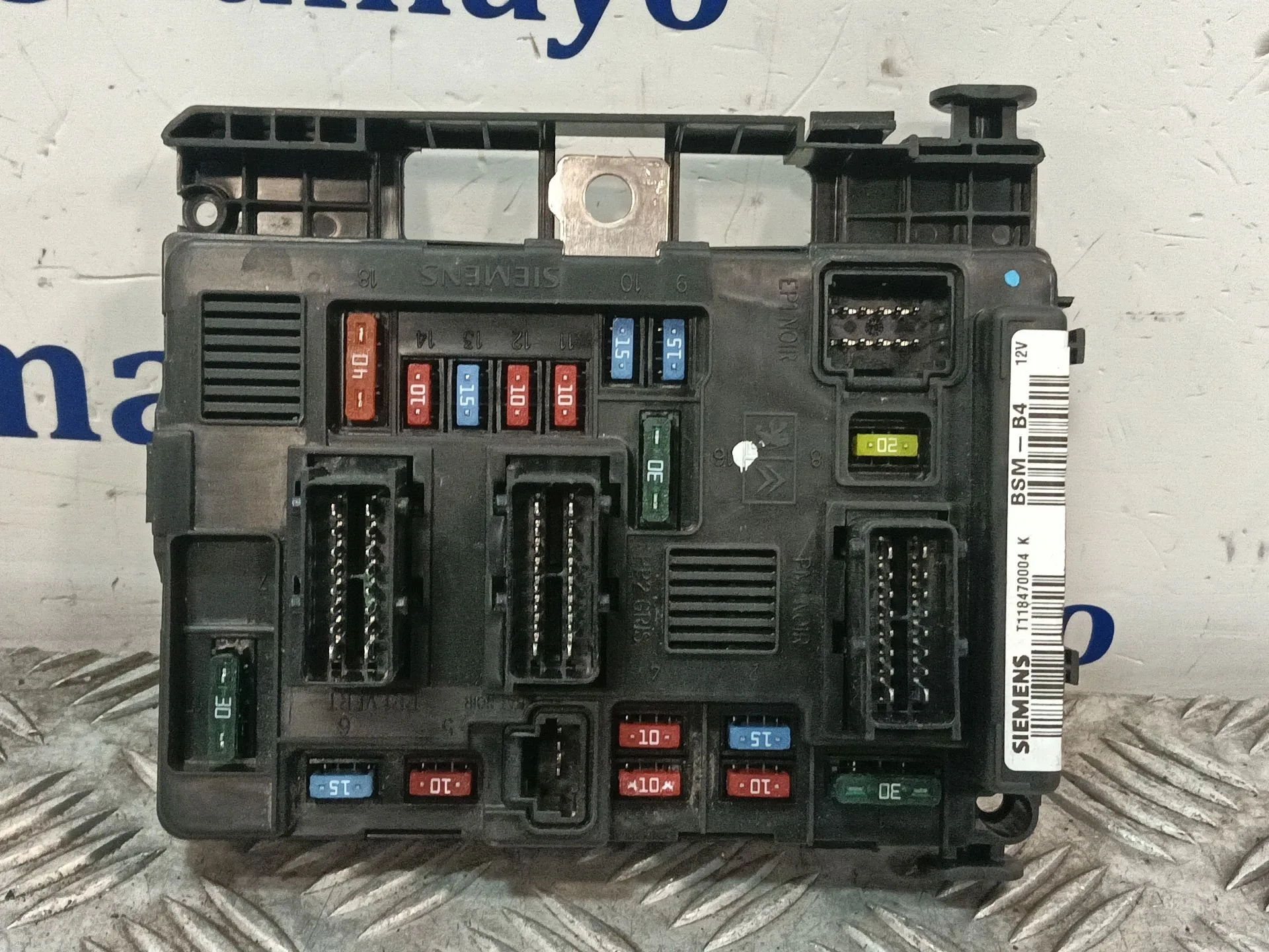 Caja Reles / Fusibles para Citroën C2 (Jm_)