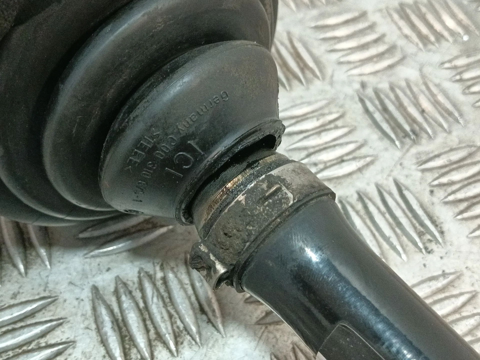 Transmision Delantera Izquierda para Volkswagen Passat B6 Variant (3C5)