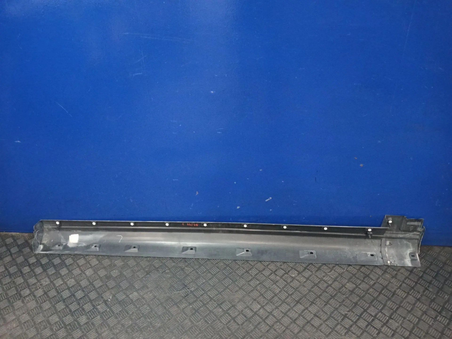Spoiler Talonera Izquierda para Land Rover Discovery Iv (L319)