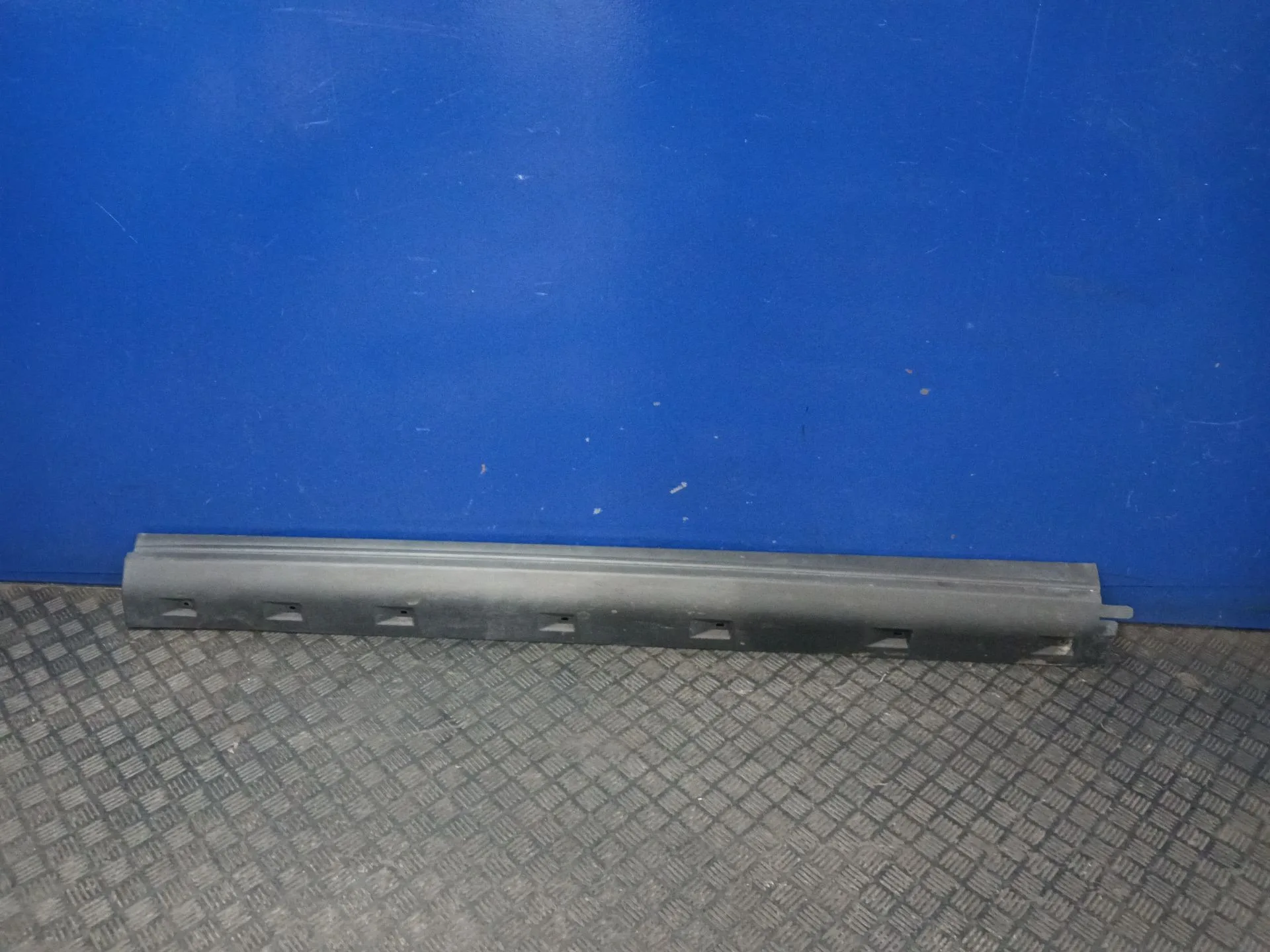 Spoiler Talonera Derecha para Land Rover Discovery Iv (L319)
