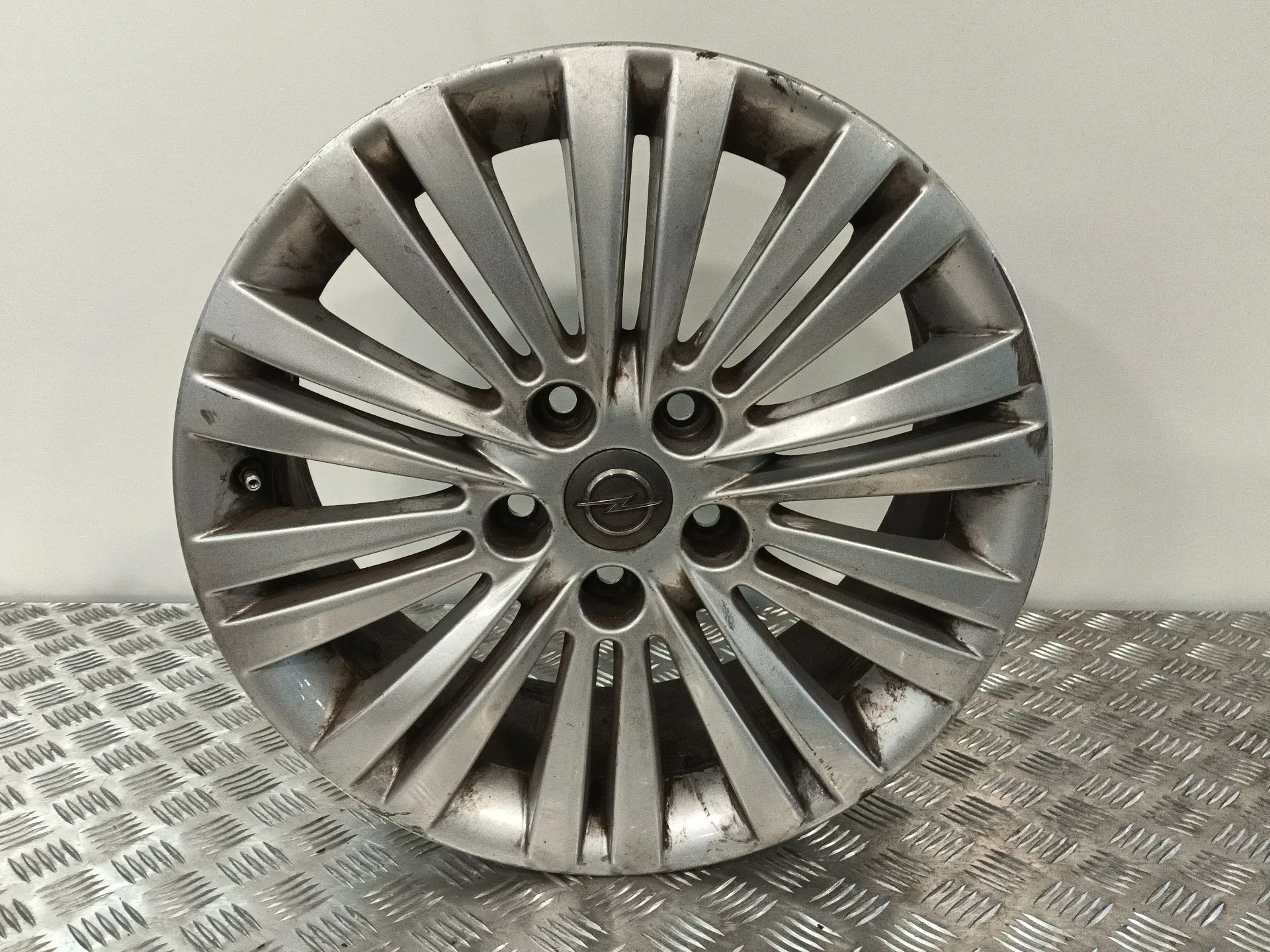 Llanta para Opel Astra J (P10)