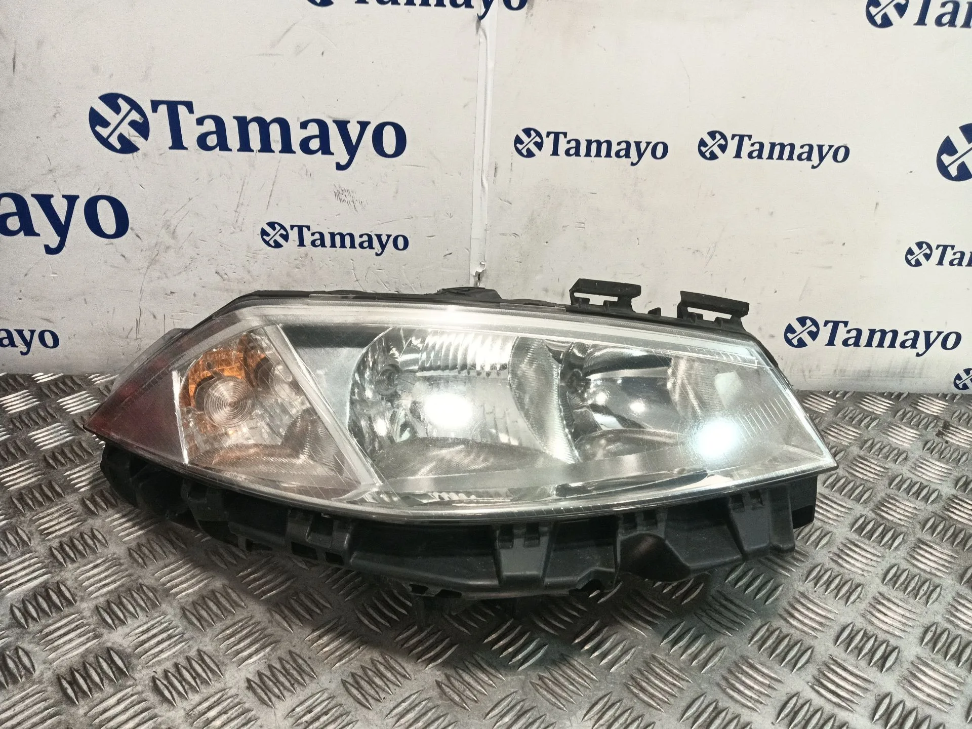 Faro Derecho para Renault Megane Ii (Bm0/1_, Cm0/1_)