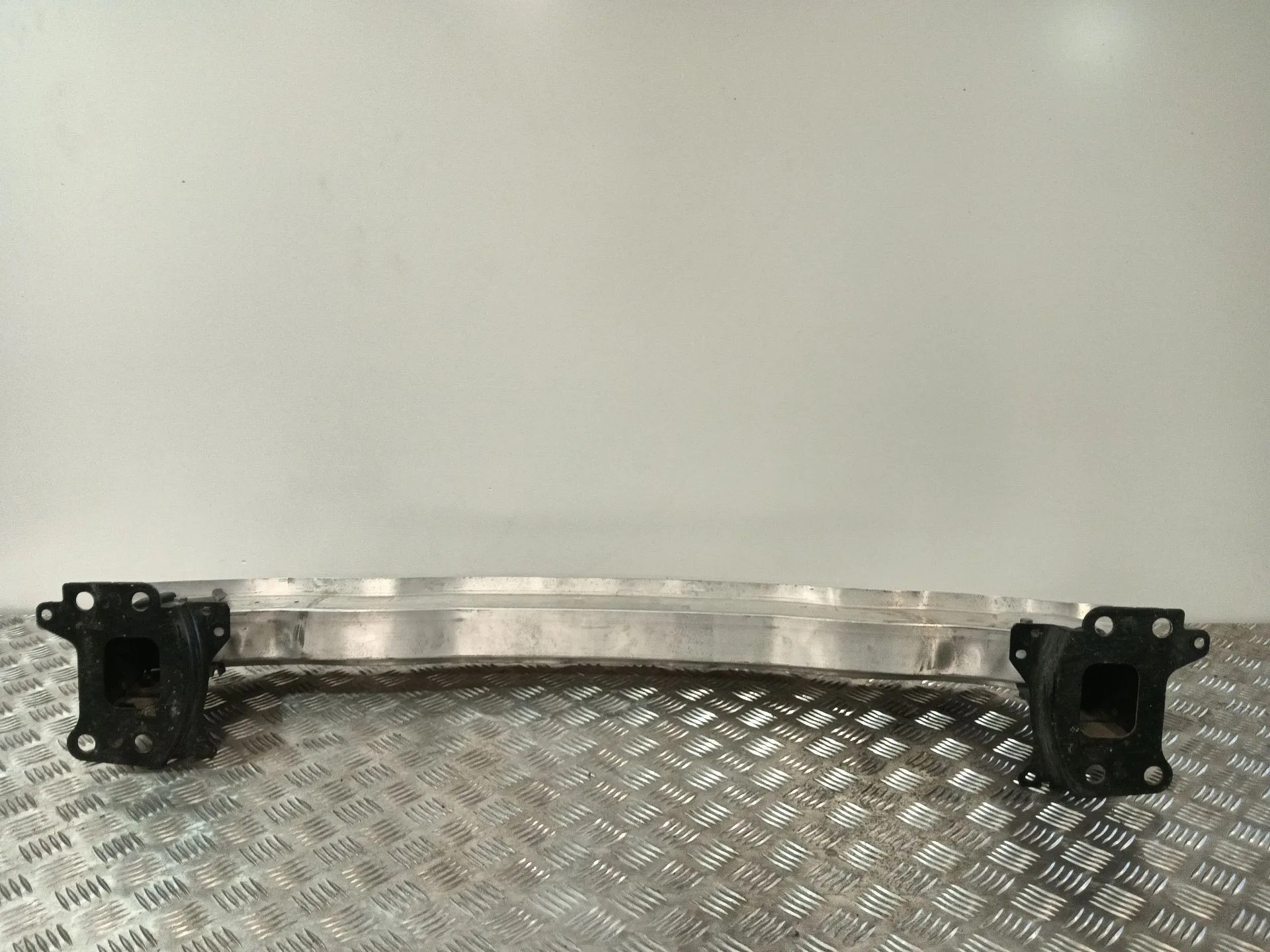 Refuerzo Paragolpes Delantero para Audi A3 (8P)