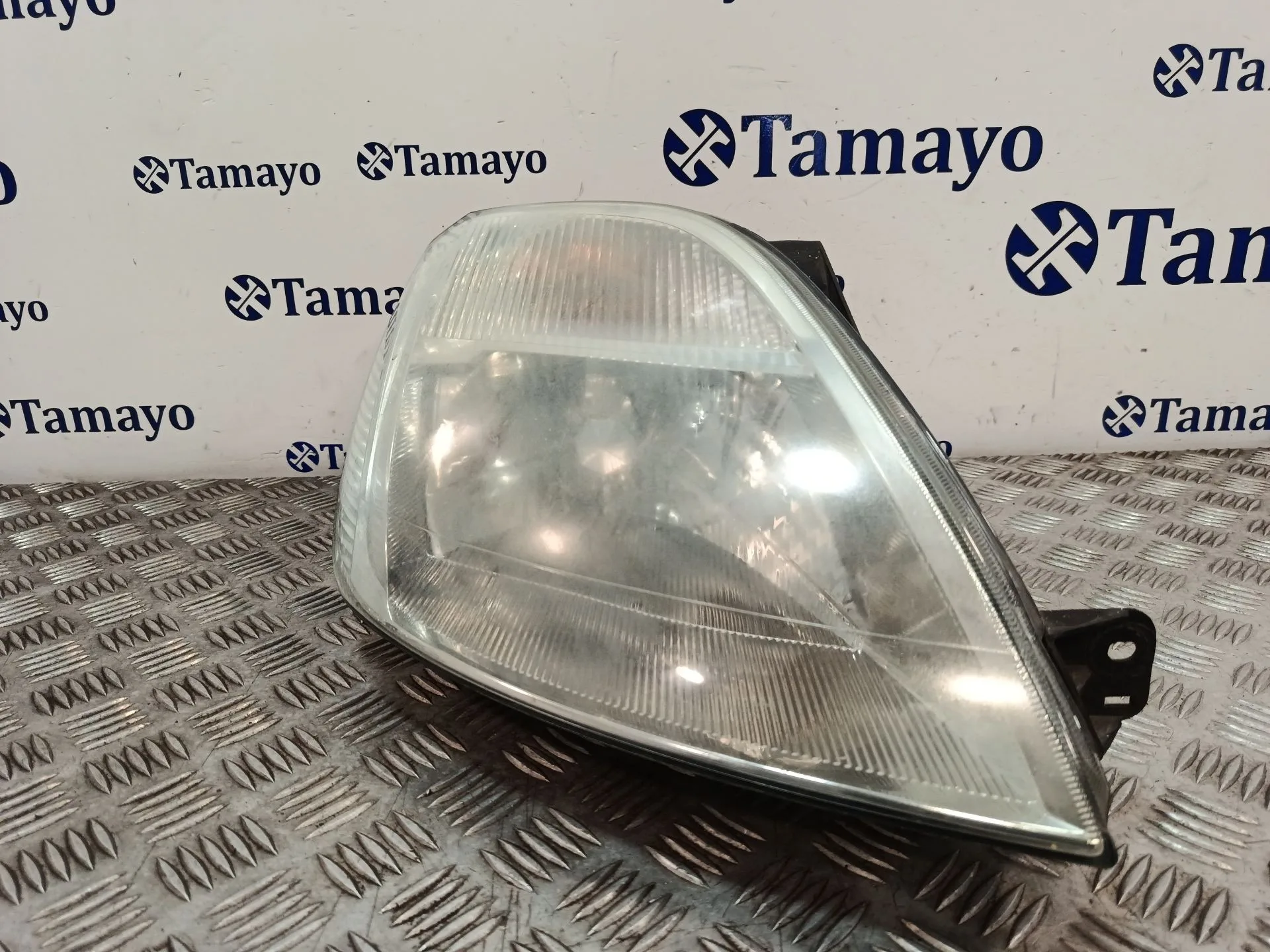 Faro Derecho para Ford Fiesta V (Jh_, Jd_)