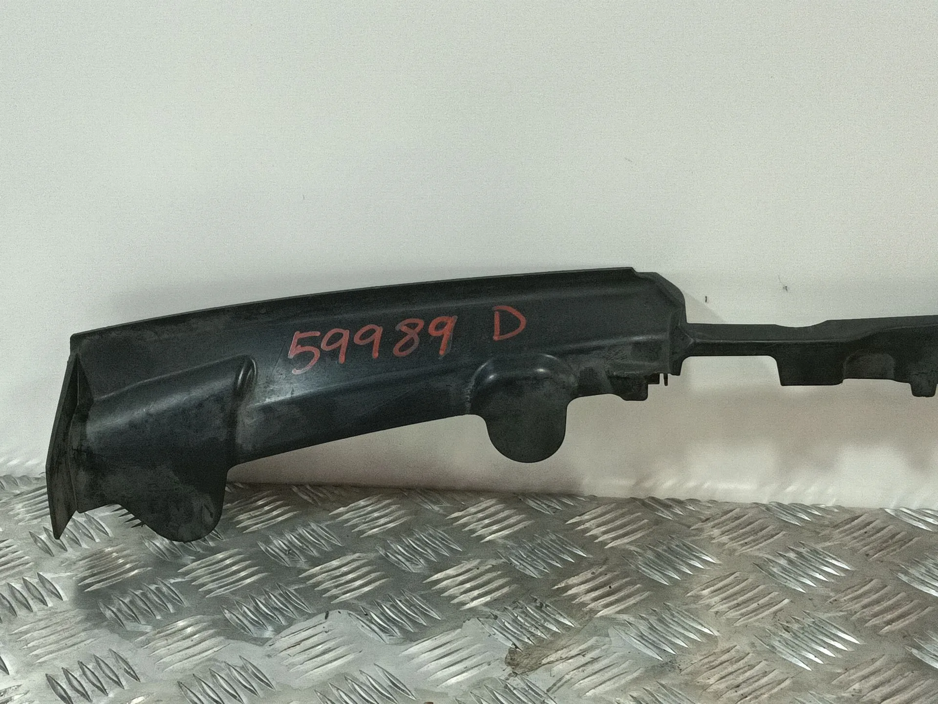 Moldura para Volkswagen Passat B7 Variant (365)