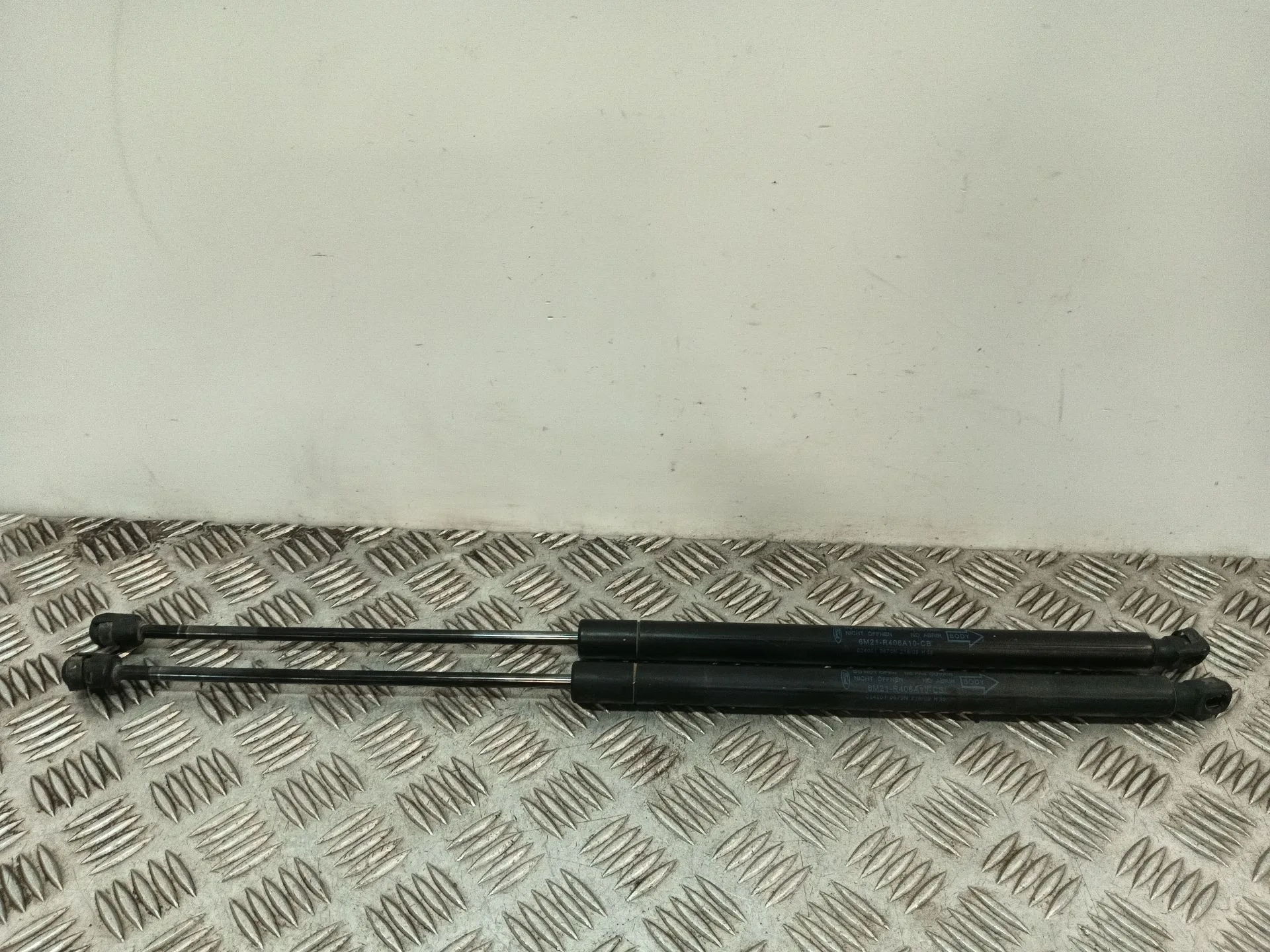 Amortiguadores Maletero / Porton para Ford S-Max (Wa6)