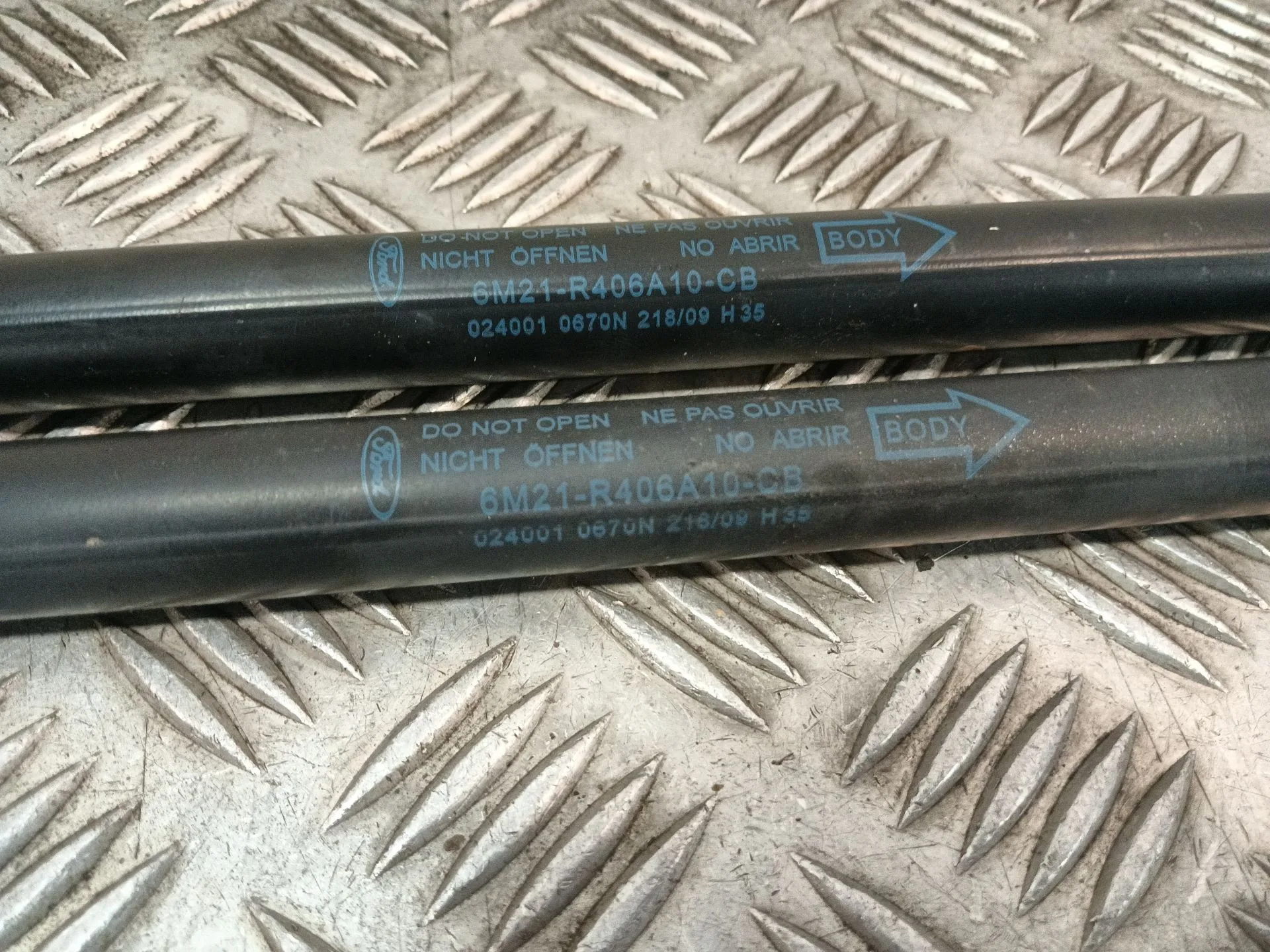 Amortiguadores Maletero / Porton para Ford S-Max (Wa6)