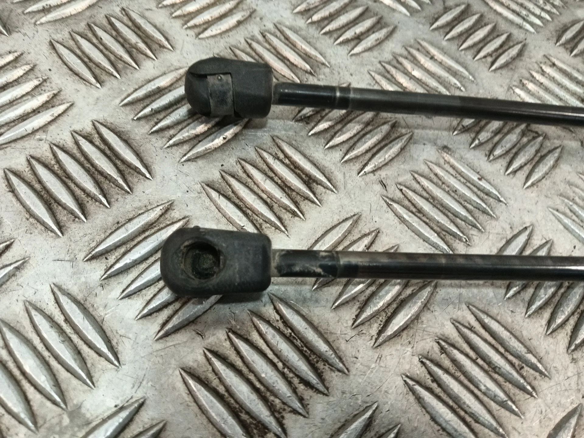 Amortiguadores Maletero / Porton para Ford S-Max (Wa6)