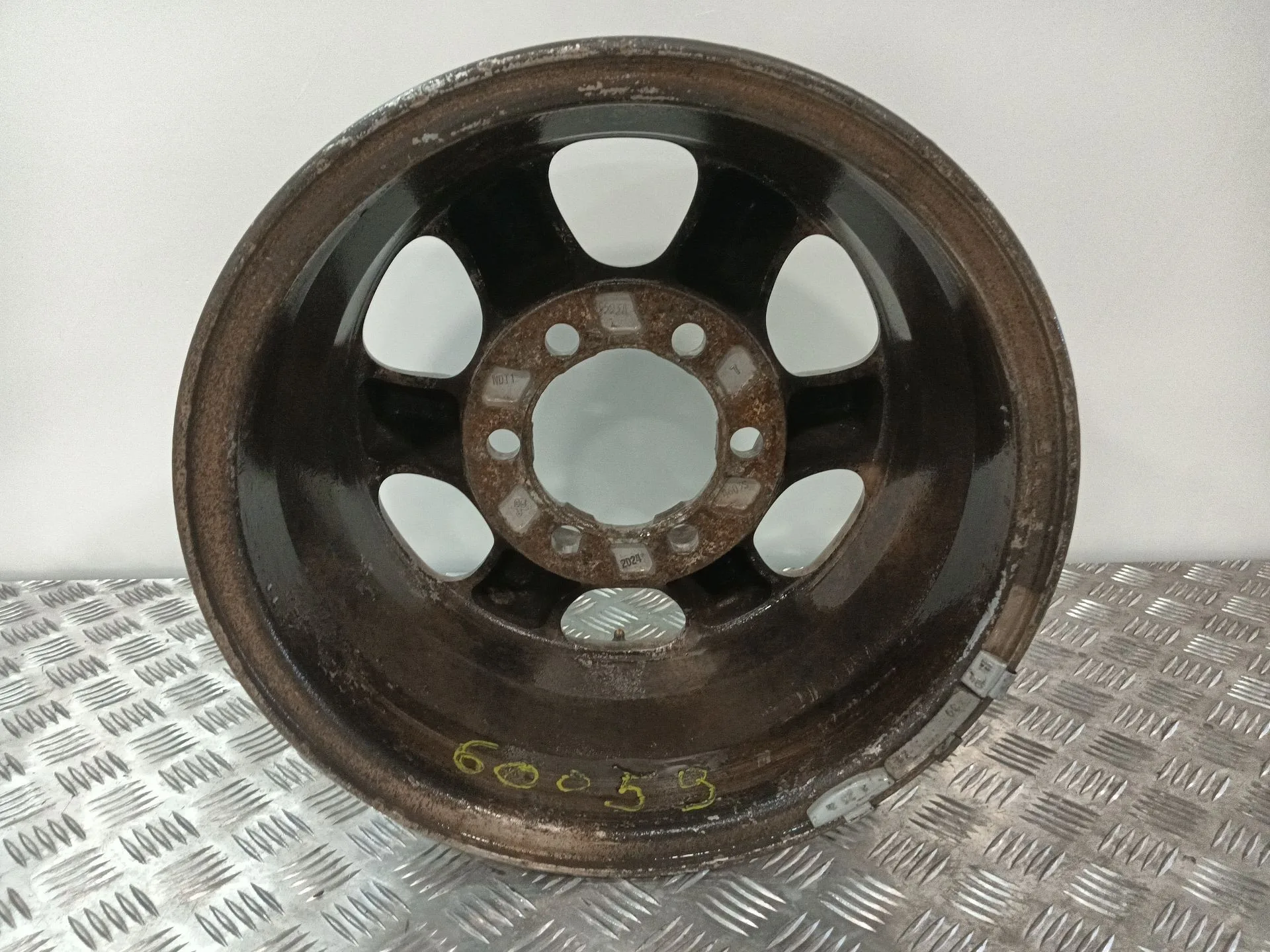 Llanta para Mitsubishi Montero (V3_W, V2_W, V4_W, V5_W)