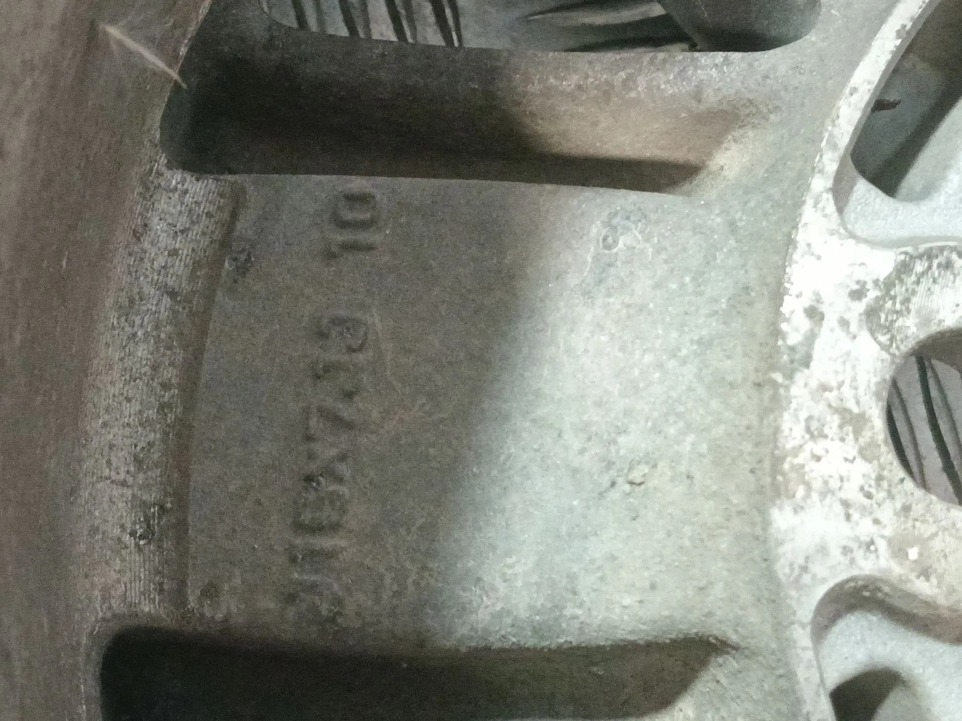 Llanta para Mitsubishi Montero Canvas Top (V2_C, V4_C)