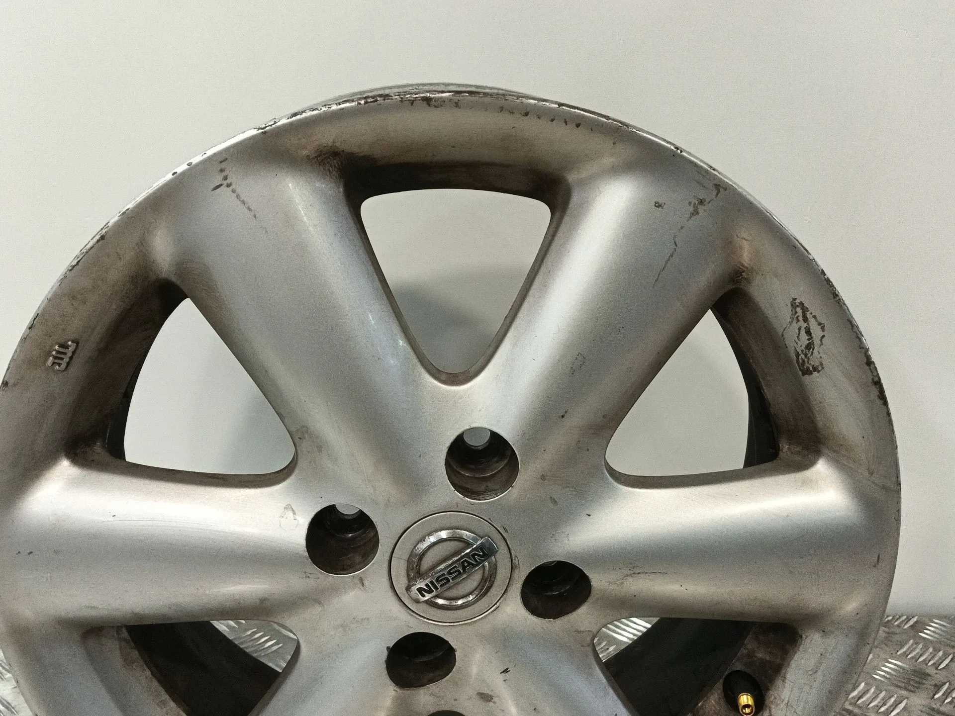 Llanta para Nissan Note (E11, Ne11)