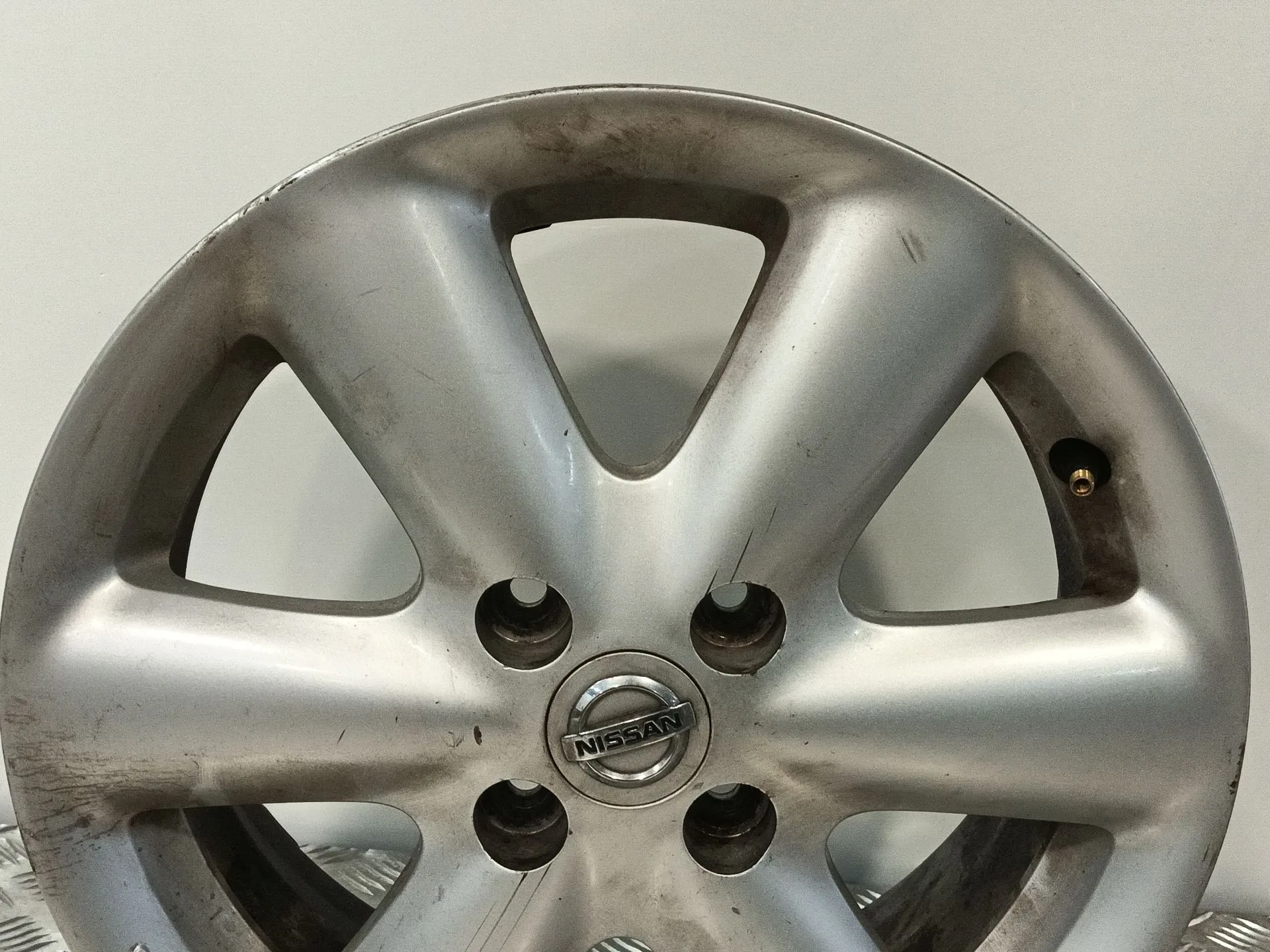 Llanta para Nissan Note (E11, Ne11)