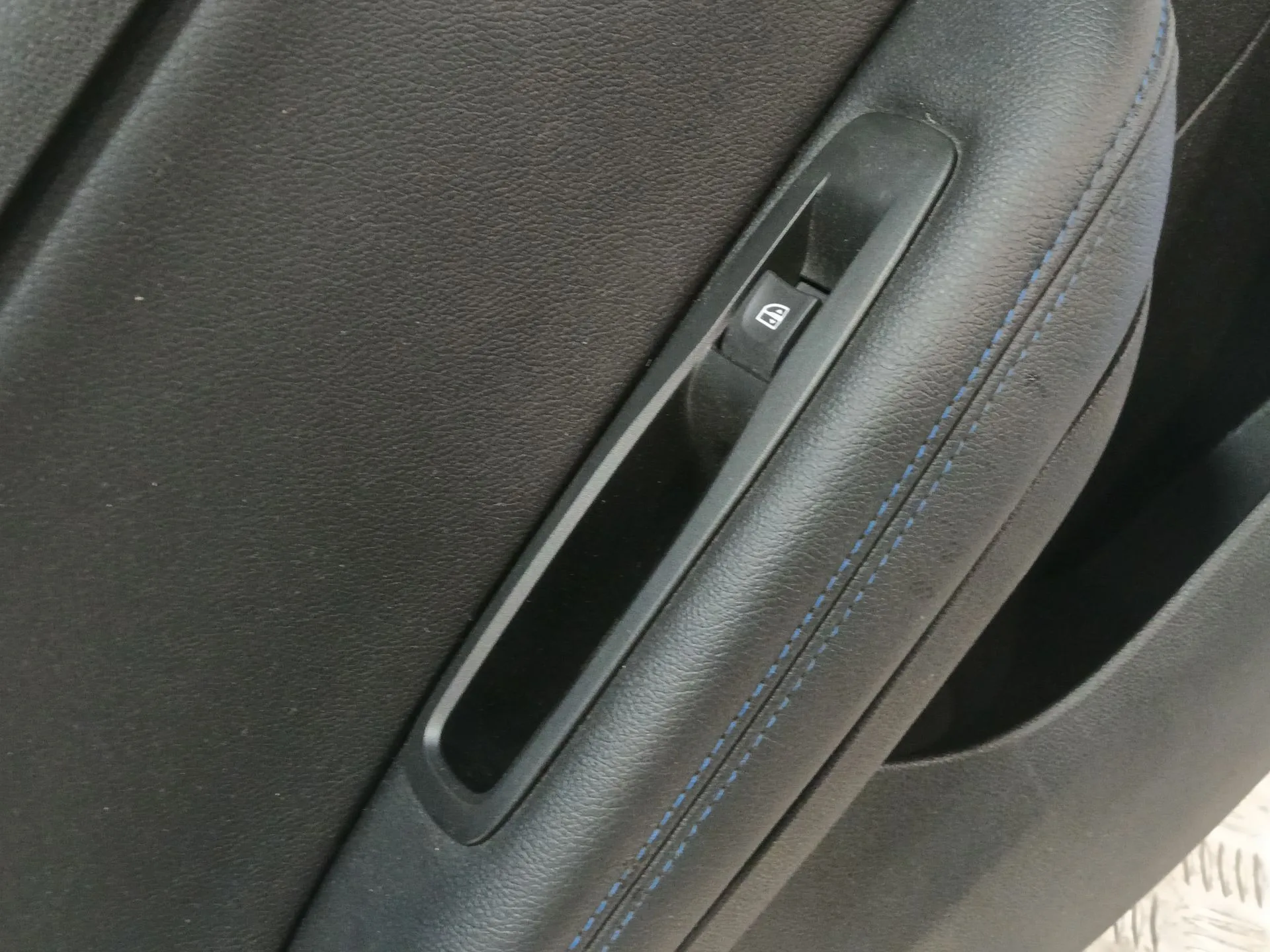 Guarnecido Puerta Trasera Izquierda para Renault Megane Iv Hatchback (B9A/M/N_)