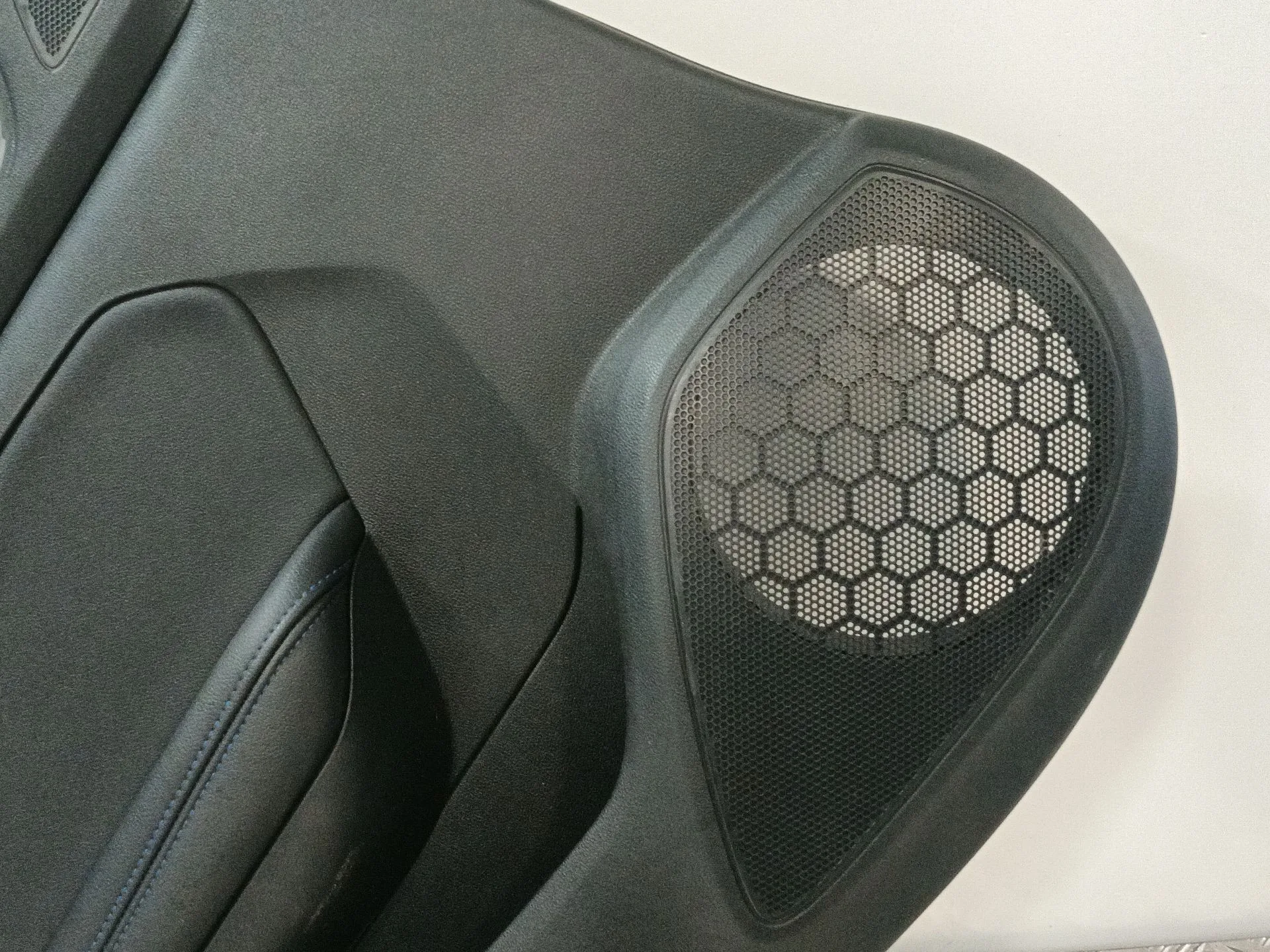 Guarnecido Puerta Trasera Izquierda para Renault Megane Iv Hatchback (B9A/M/N_)