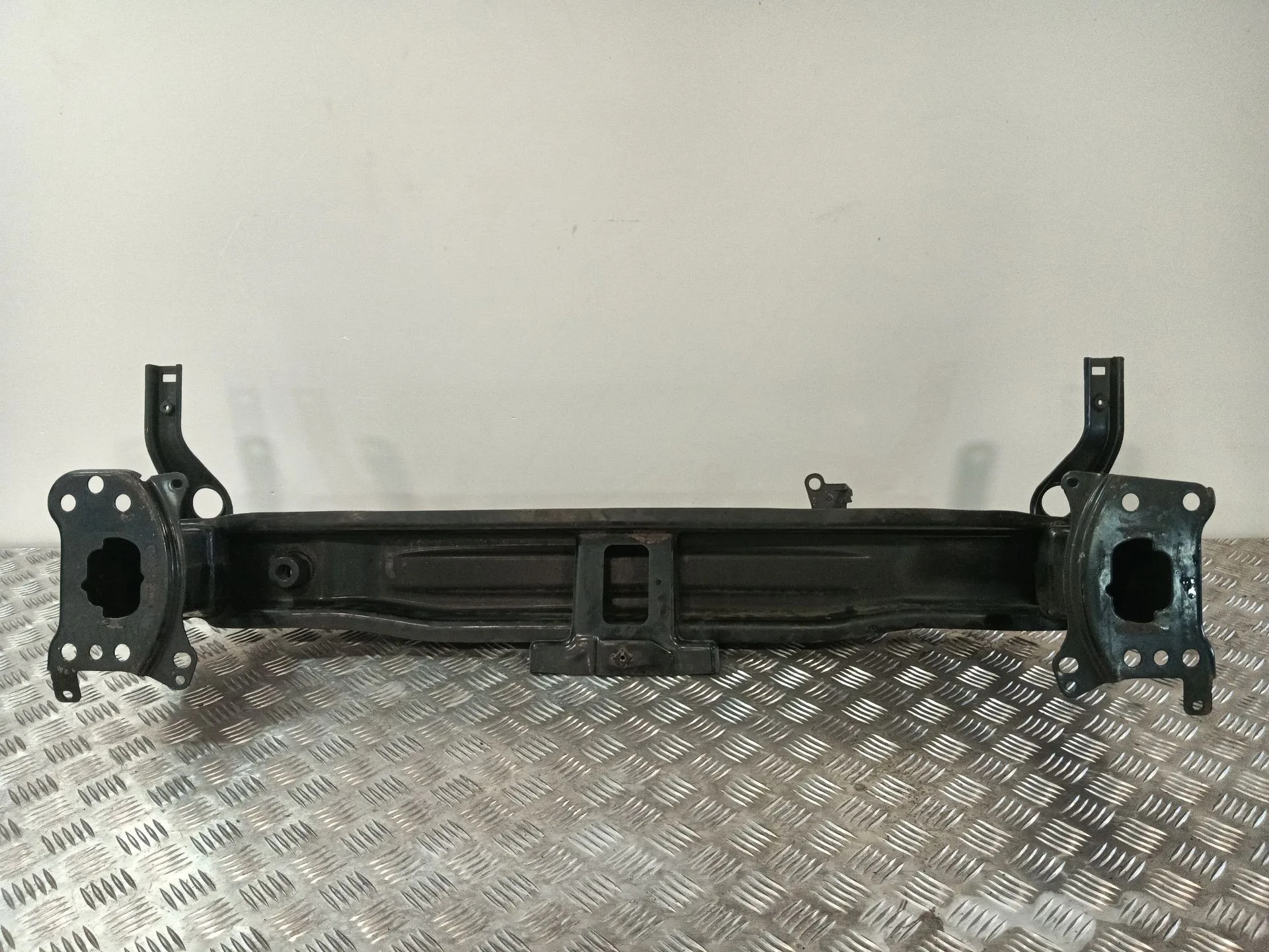 Refuerzo Paragolpes Delantero para Volkswagen Passat B7 Variant (365)