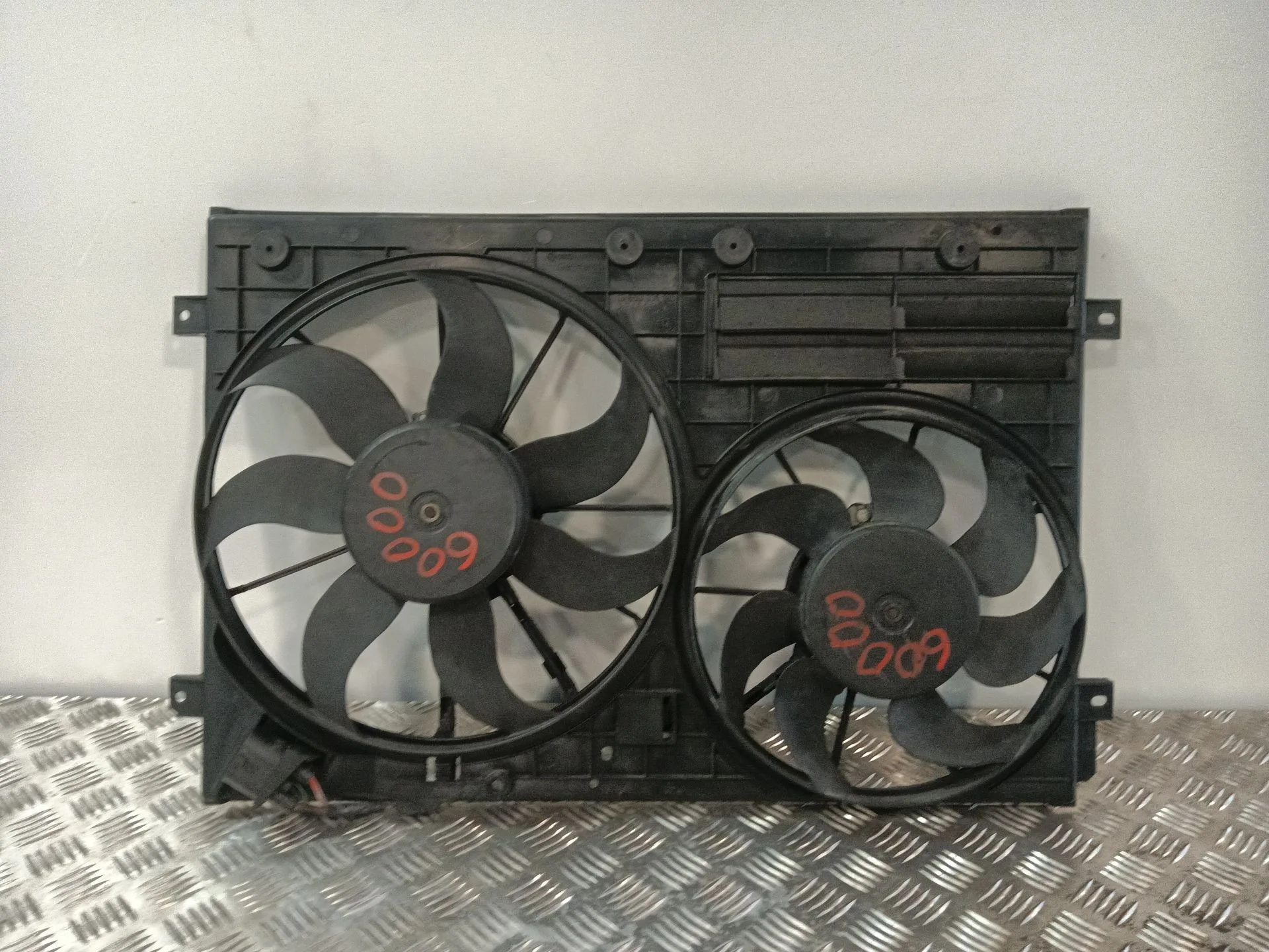 Electroventilador para Volkswagen Passat B6 Variant (3C5)