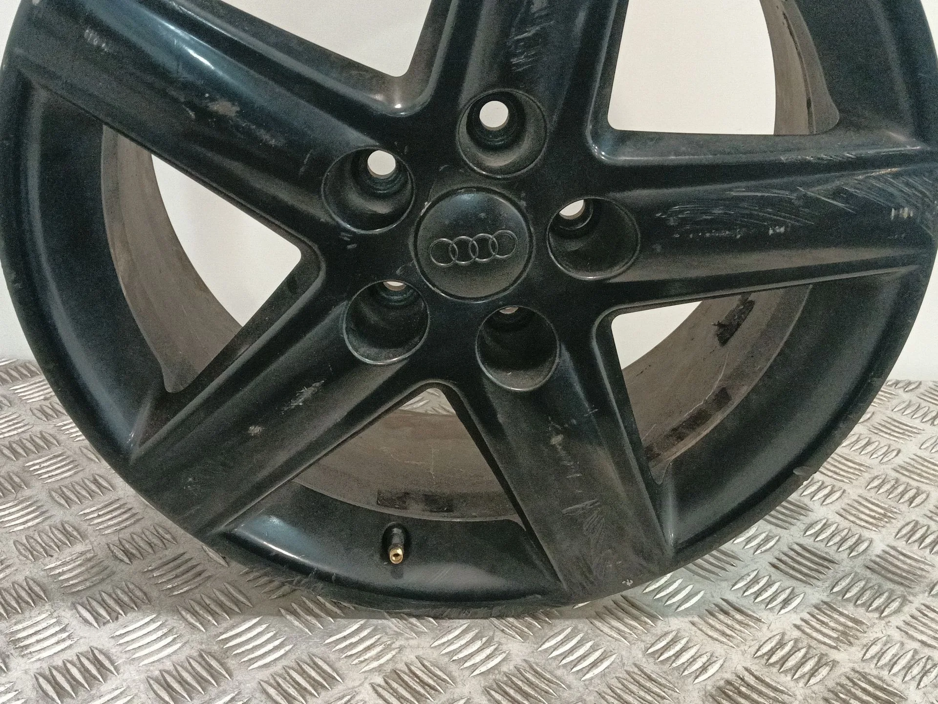 Llanta para Audi A4 Allroad B9 (8Wh, 8Wj)