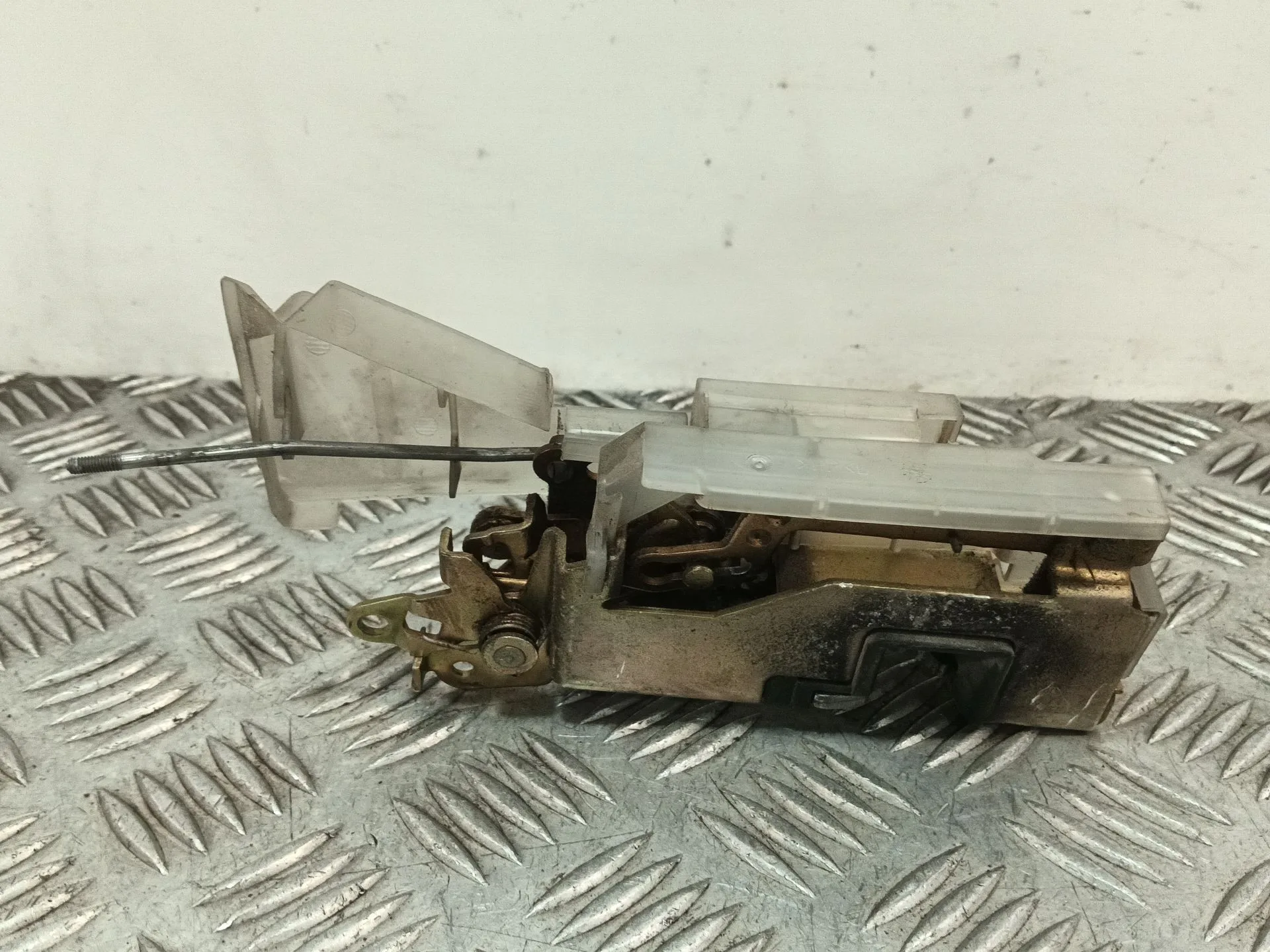 Cerradura Puerta Delantera Izquierda para Volkswagen T4 Transporter/Furgoneta (Mod. 1991)