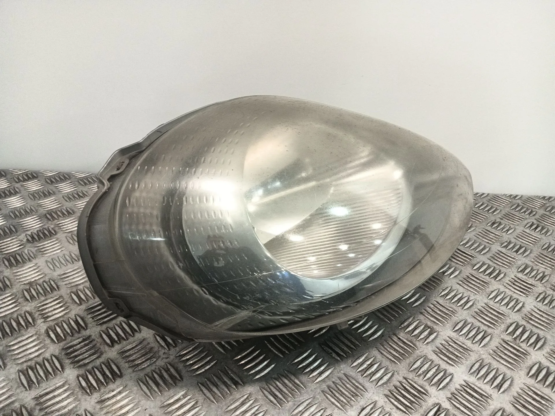 Faro Derecho para Opel Vivaro A Furgoneta (X83)