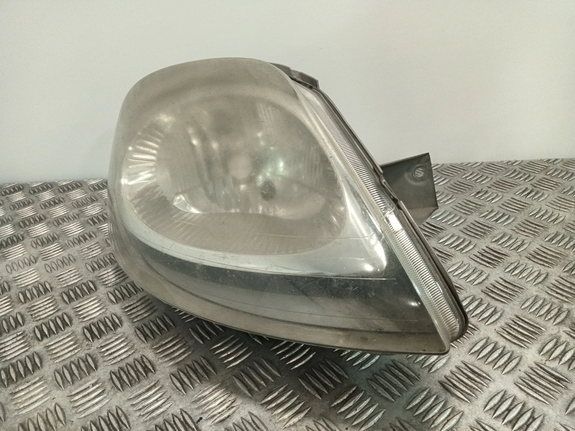 Faro Derecho para Opel Vivaro A Furgoneta (X83)