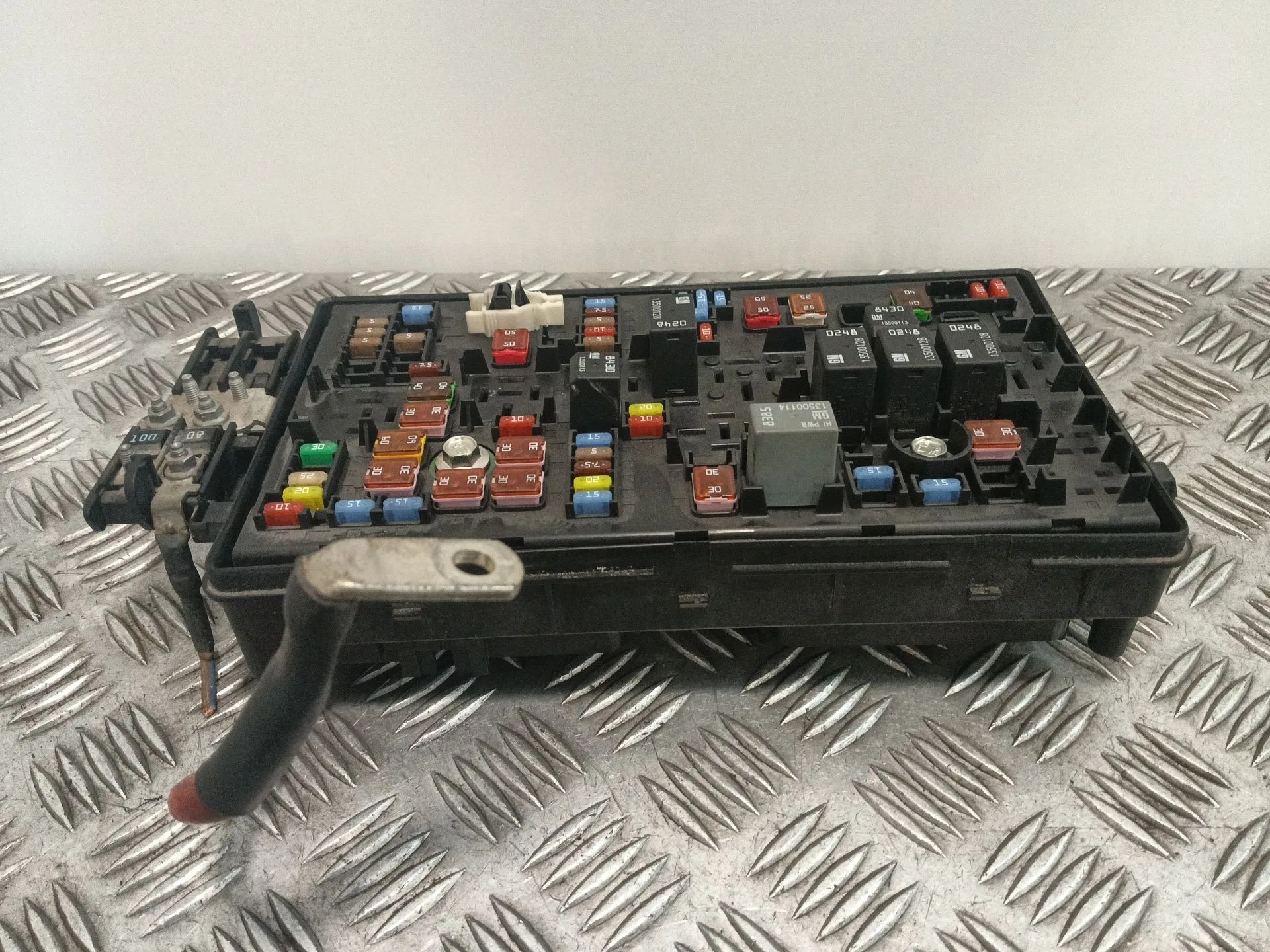 Caja Reles / Fusibles para Opel Insignia Berlina
