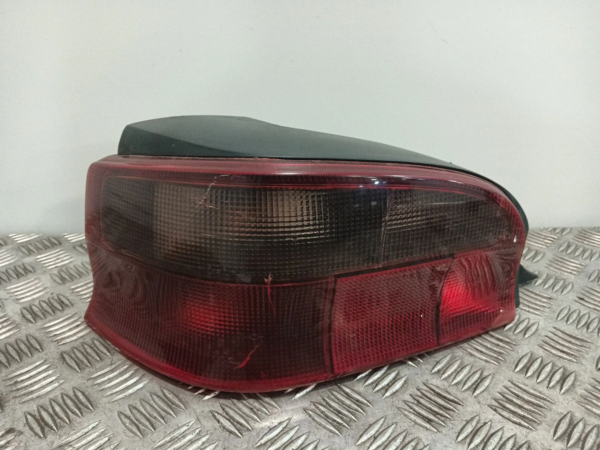 Piloto Trasero Izquierdo para Citroën Saxo (S0, S1)