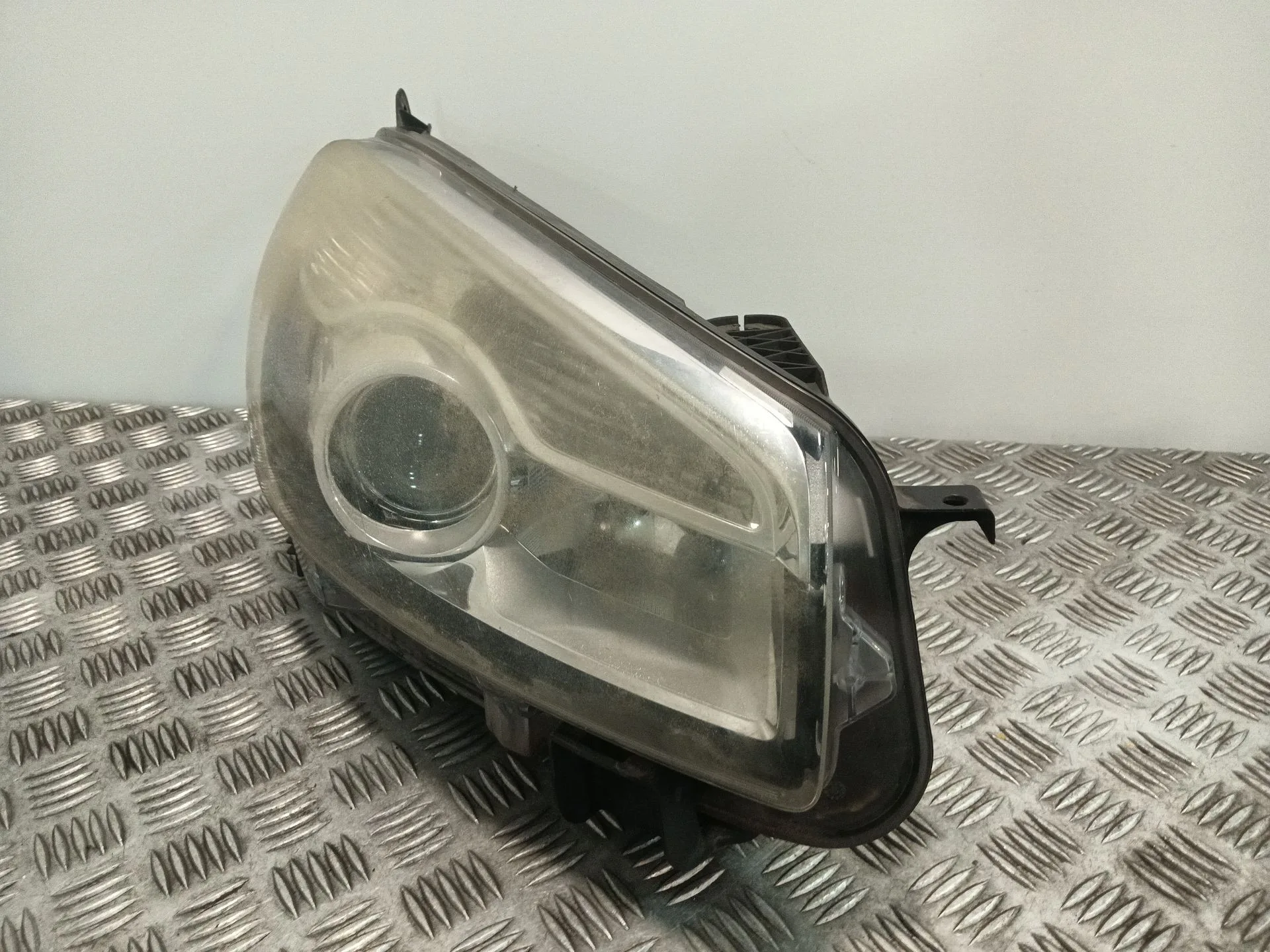 Faro Derecho para Nissan Qashqai I (J10, Nj10)