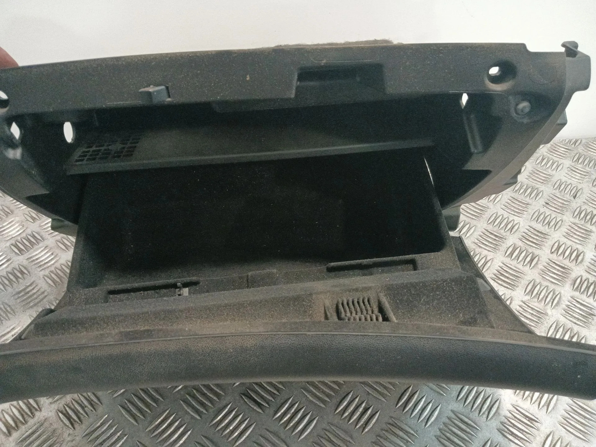 Guantera para Opel Insignia Berlina