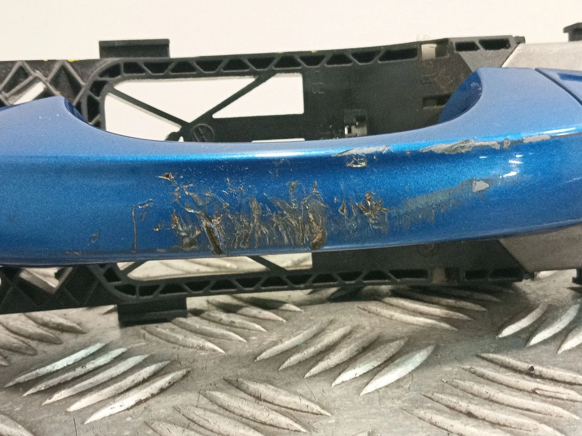Maneta Exterior Delantera Izquierda para Skoda Octavia Lim. (5E3)