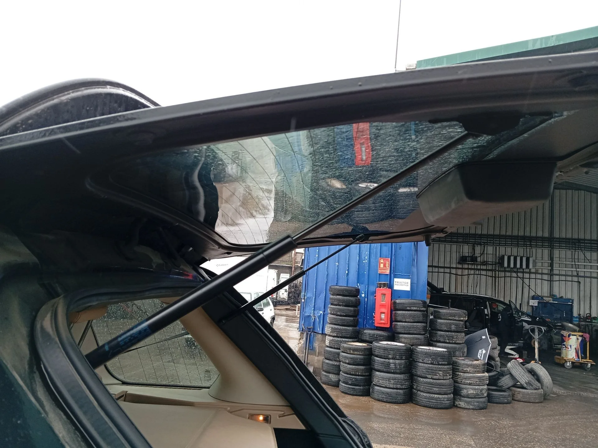 Amortiguadores Maletero / Porton para Land Rover Range Rover Sport I (L320)