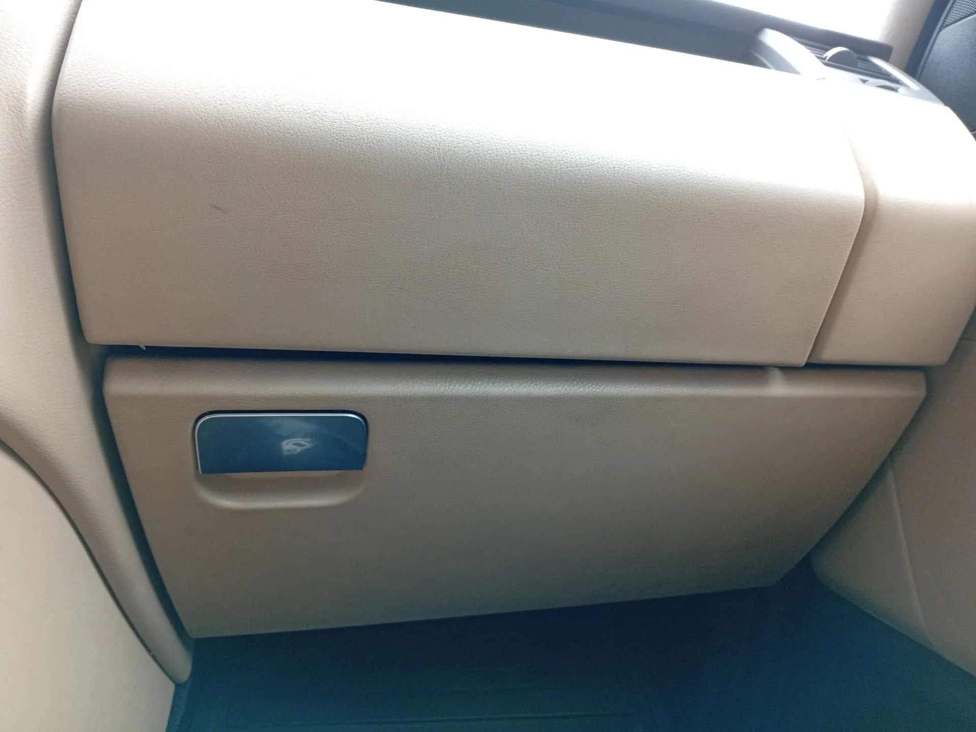 Guantera para Land Rover Range Rover Sport I (L320)