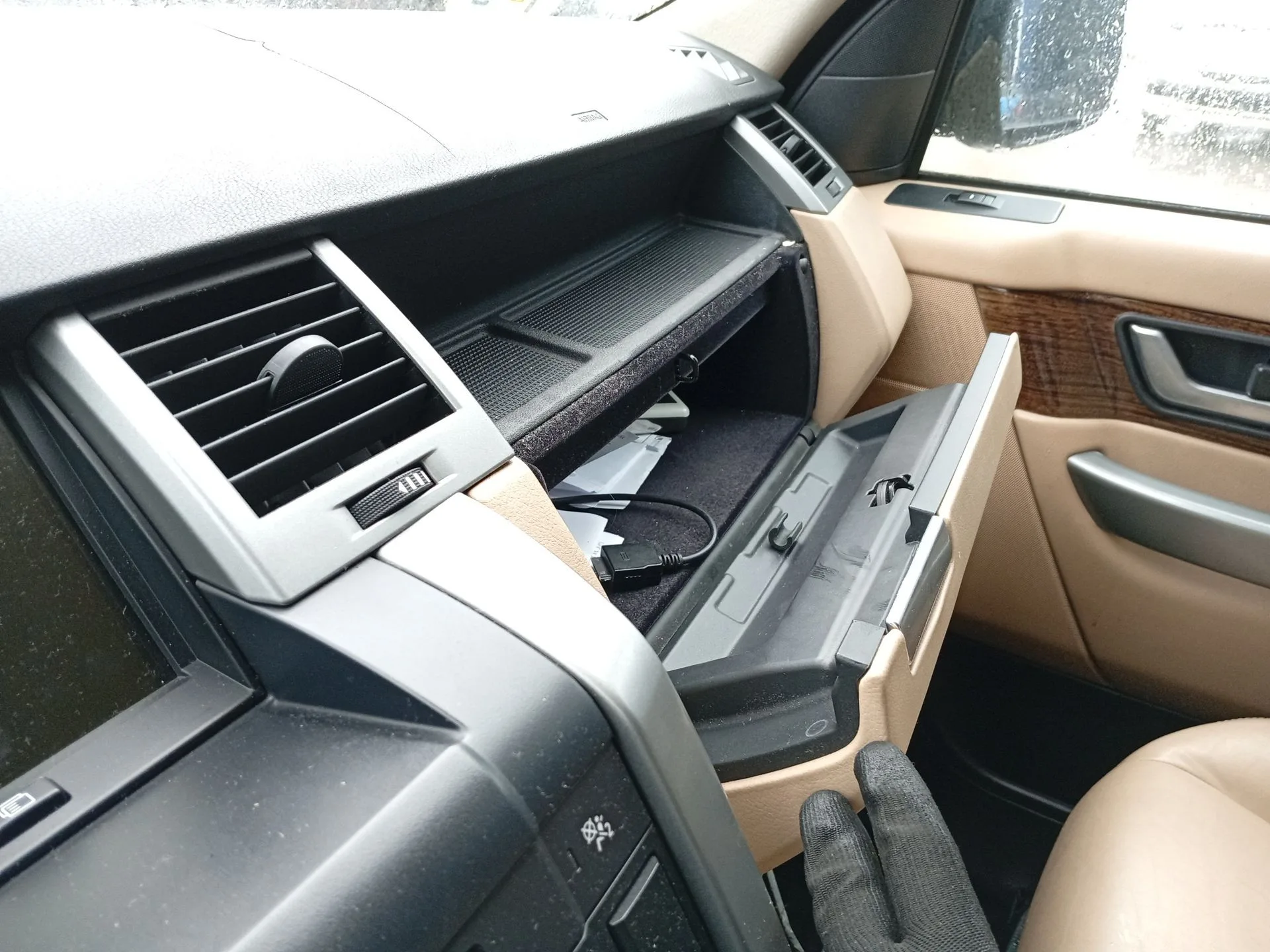 Guantera para Land Rover Range Rover Sport I (L320)