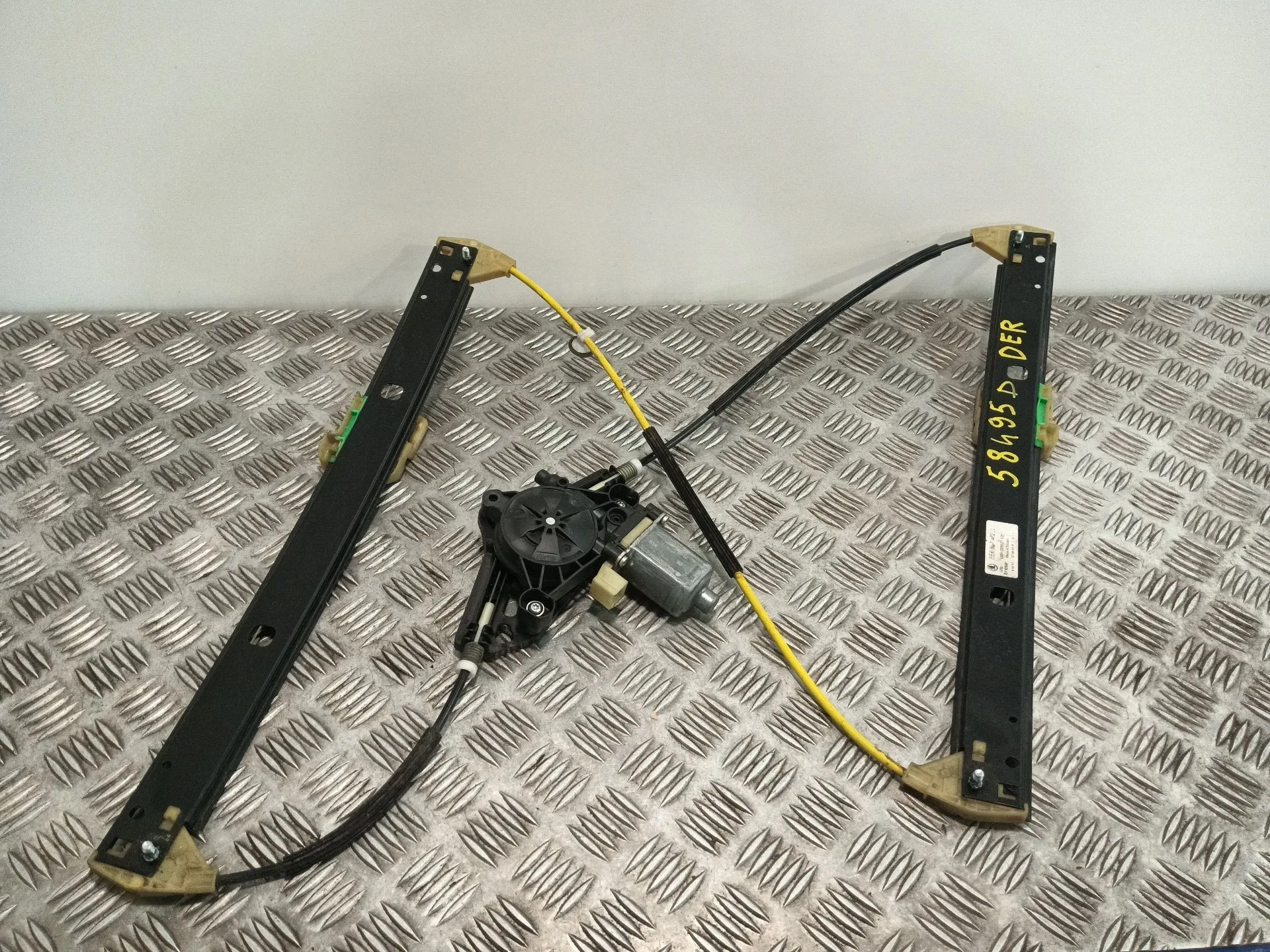 Elevalunas Delantero Derecho para Skoda Octavia Lim. (5E3)