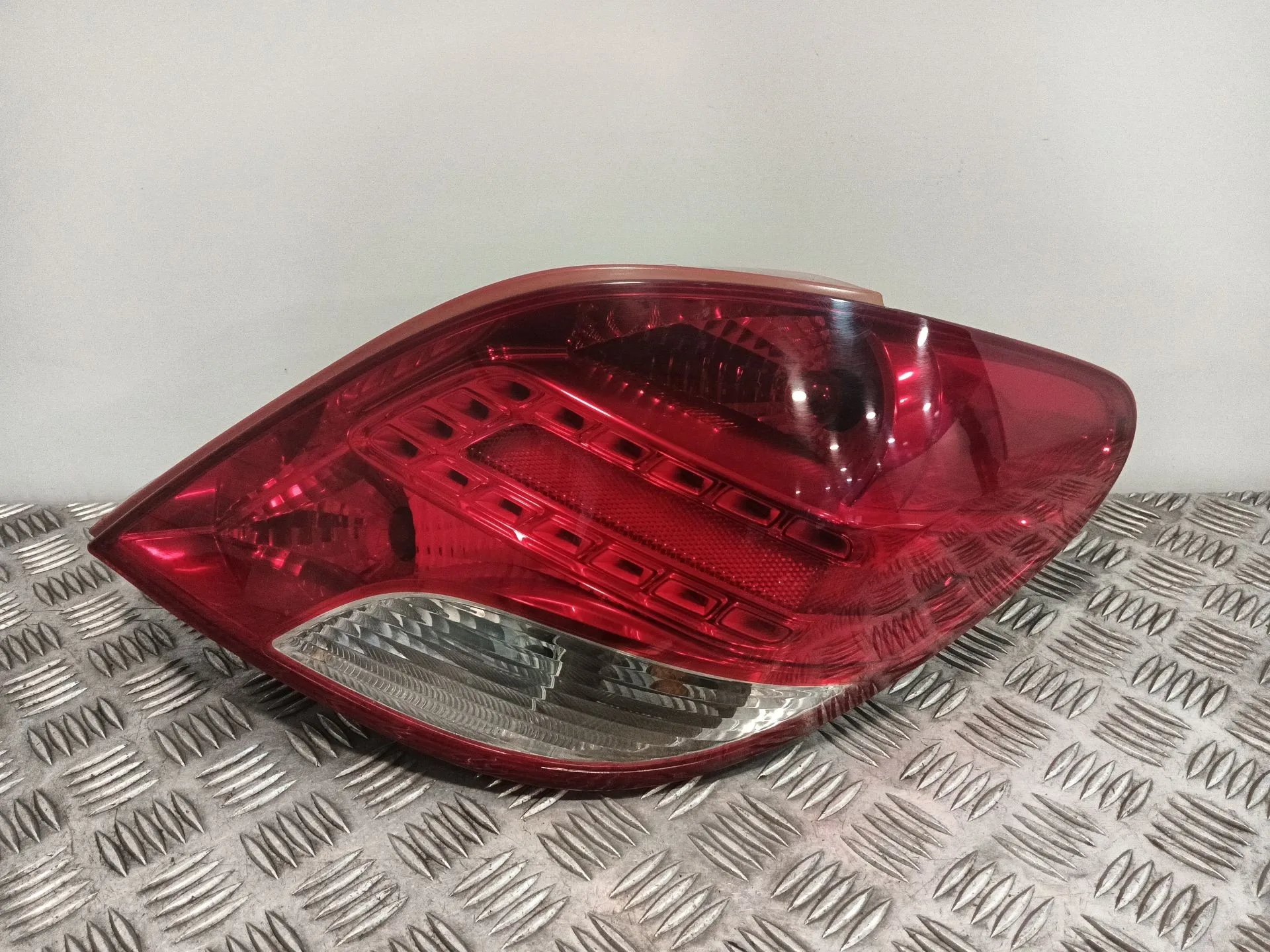 Piloto Trasero Derecho para Peugeot 207/207+ (Wa_, Wc_)