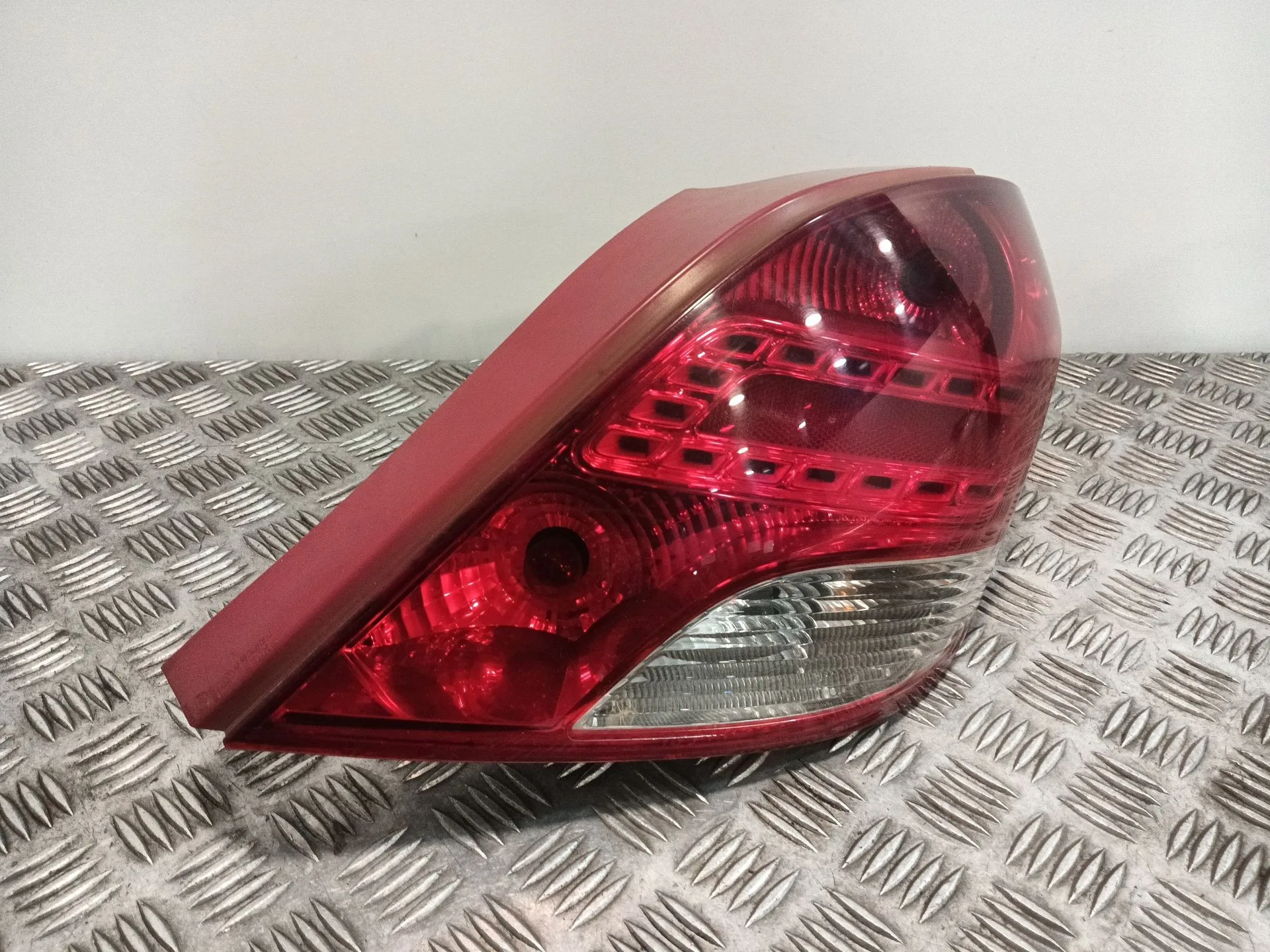 Piloto Trasero Derecho para Peugeot 207/207+ (Wa_, Wc_)