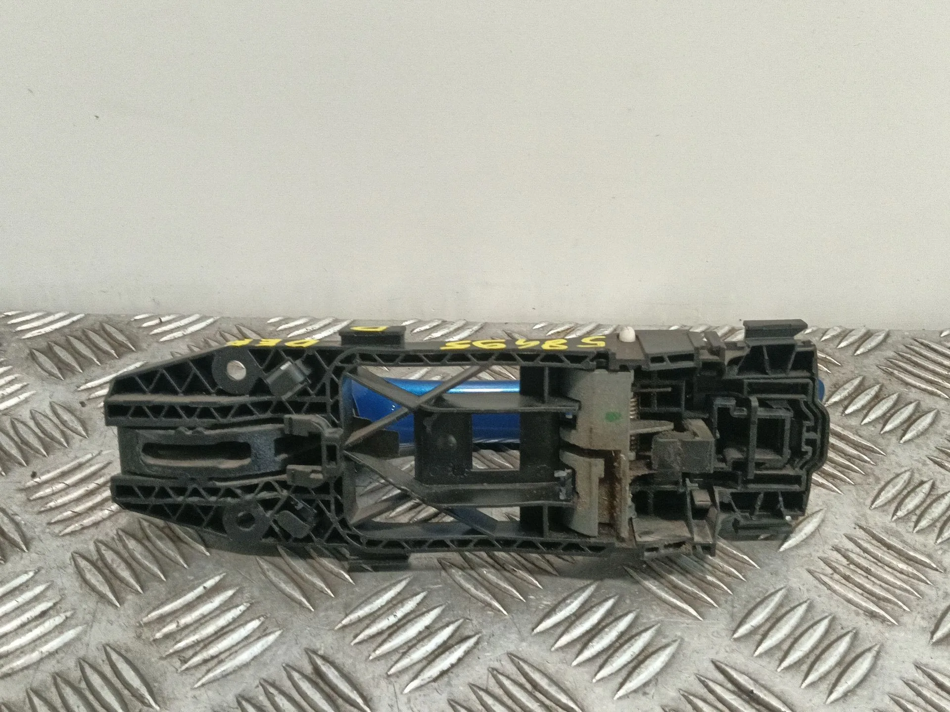 Maneta Exterior Delantera Derecha para Skoda Octavia Lim. (5E3)